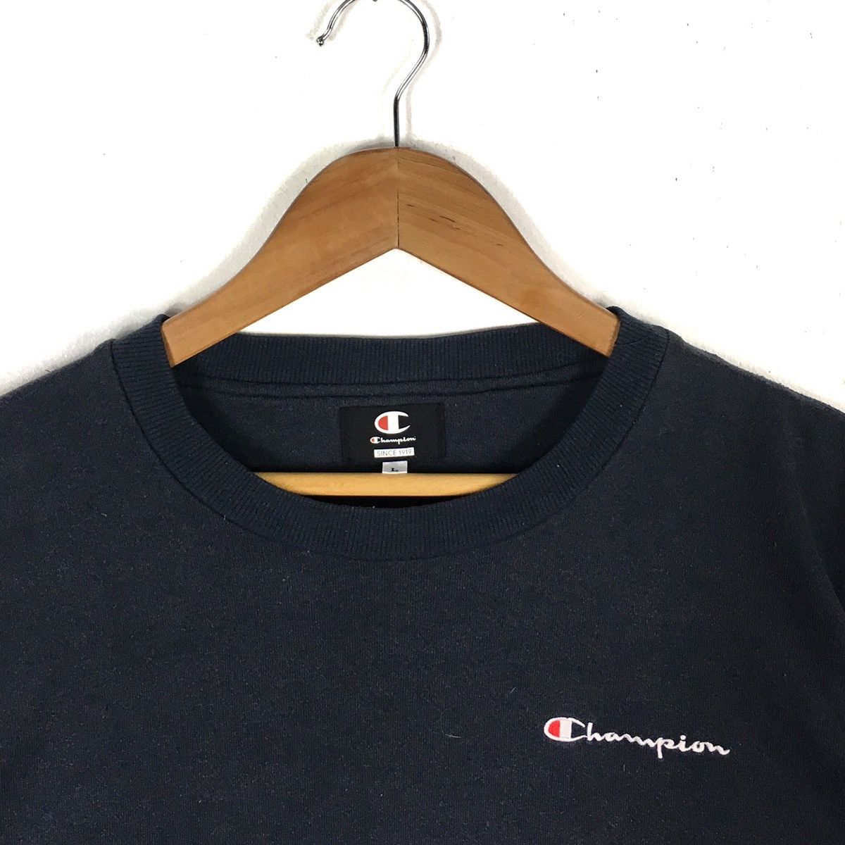 Champion Vintage CHAMPION STREETWEAR Script Logo Black Sweatshirt Size US L / EU 52-54 / 3 - 2 Thumbnail