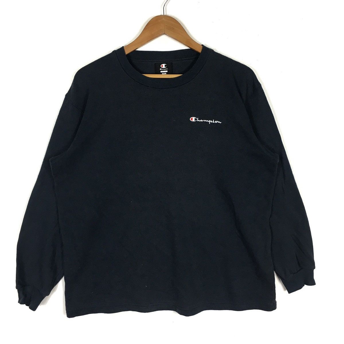 Champion Vintage CHAMPION STREETWEAR Script Logo Black Sweatshirt Size US L / EU 52-54 / 3 - 1 Thumbnail
