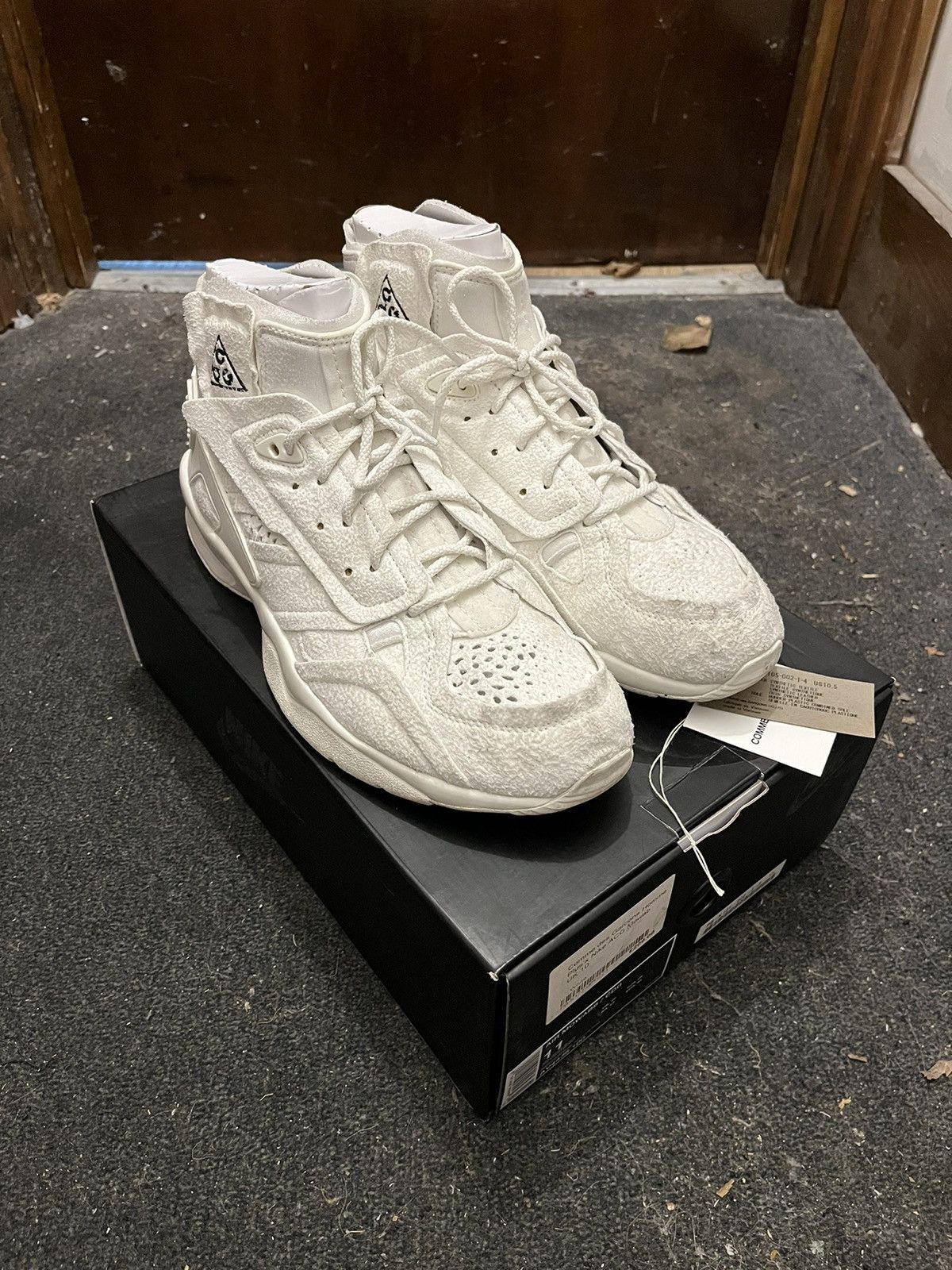 image of Comme Des Garcons x Comme Des Garcons Homme Plus Nike X Cdg Mowabb Shoes in Cream, Men's (Size 11)