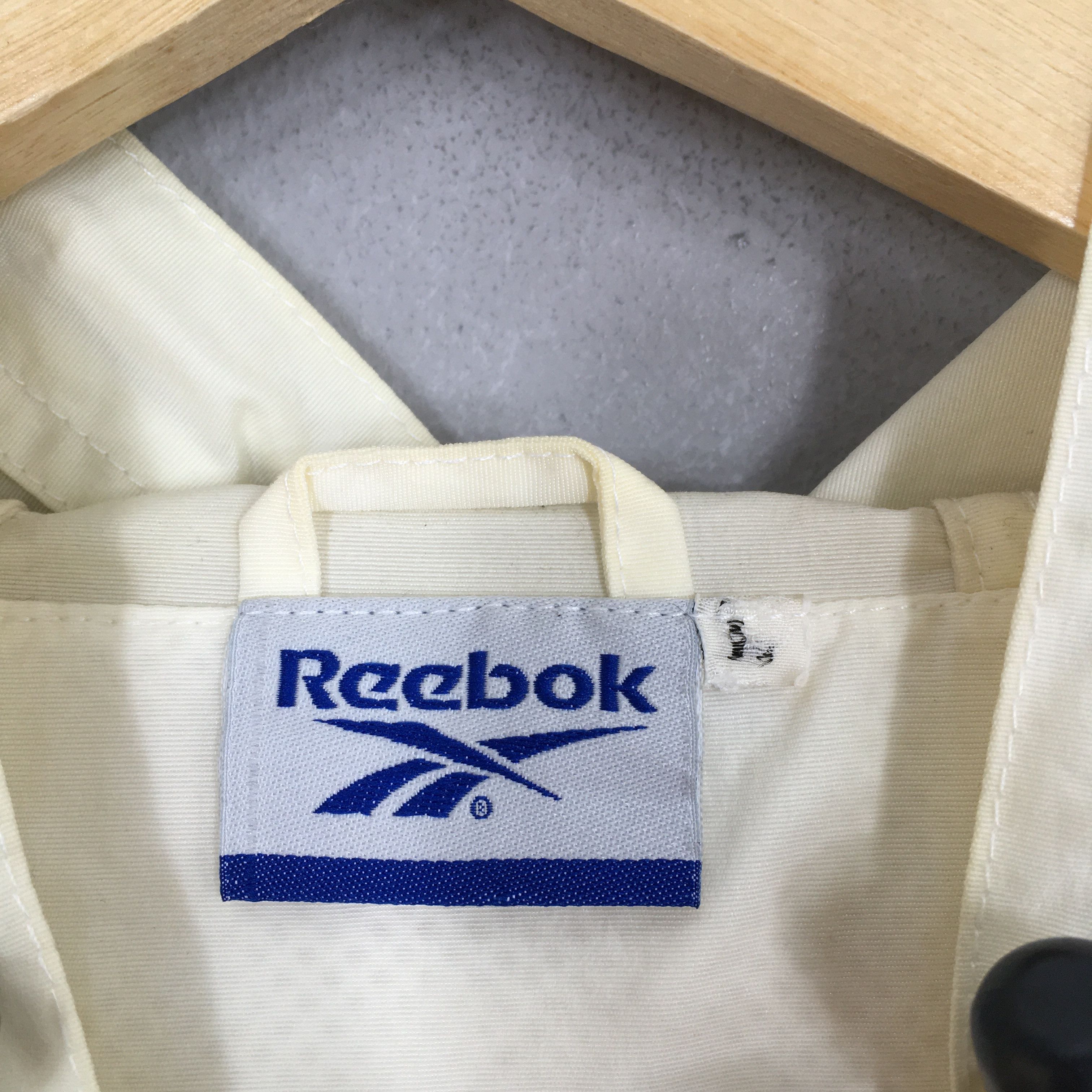 Reebok Vintage 90's Reebok Windbreaker Jacket Large Size US L / EU 52-54 / 3 - 6 Thumbnail