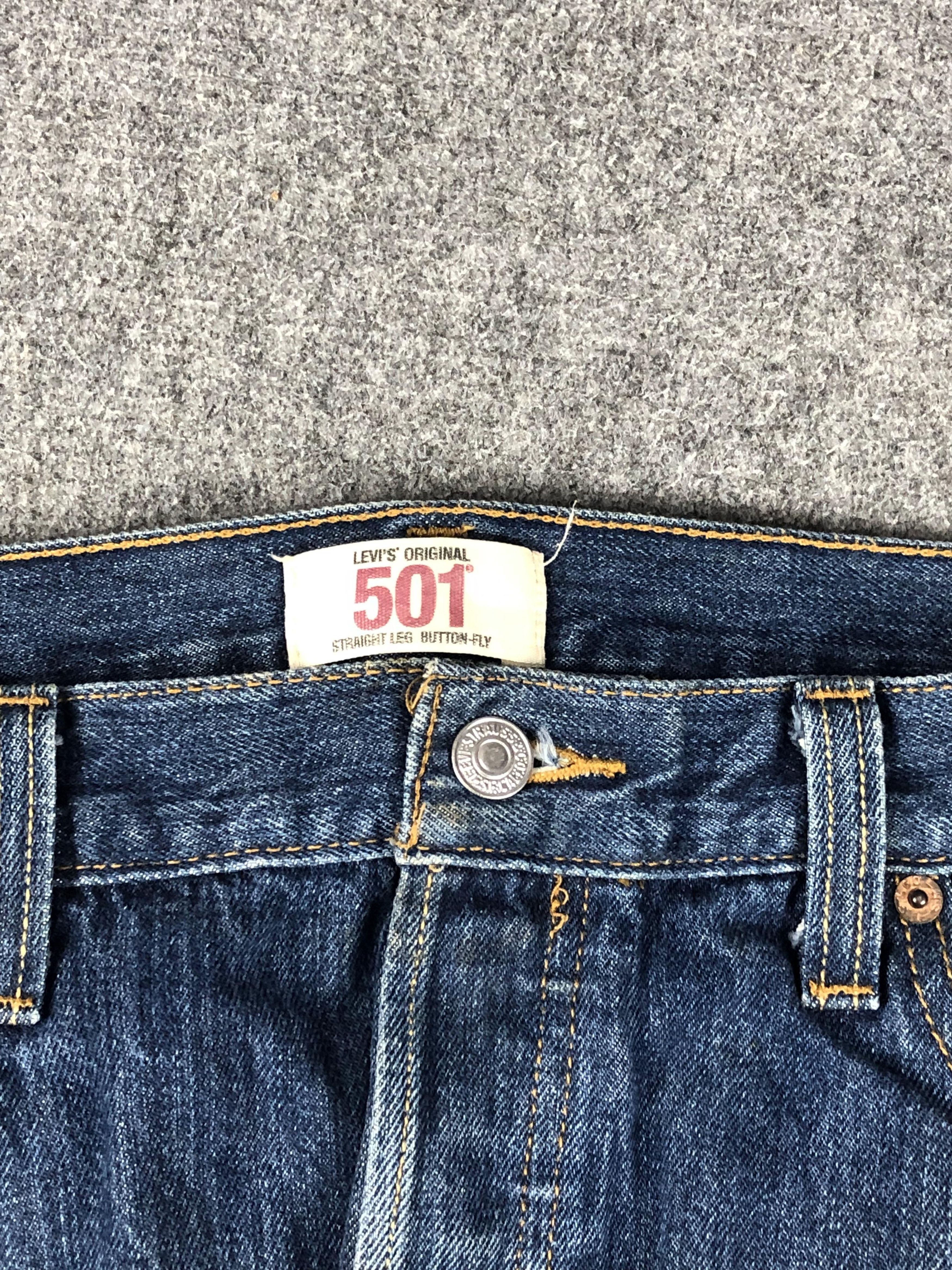 Levi's Vintage Levis 501 Faded Blue Jeans DP2226 Size US 32 / EU 48 - 3 Thumbnail