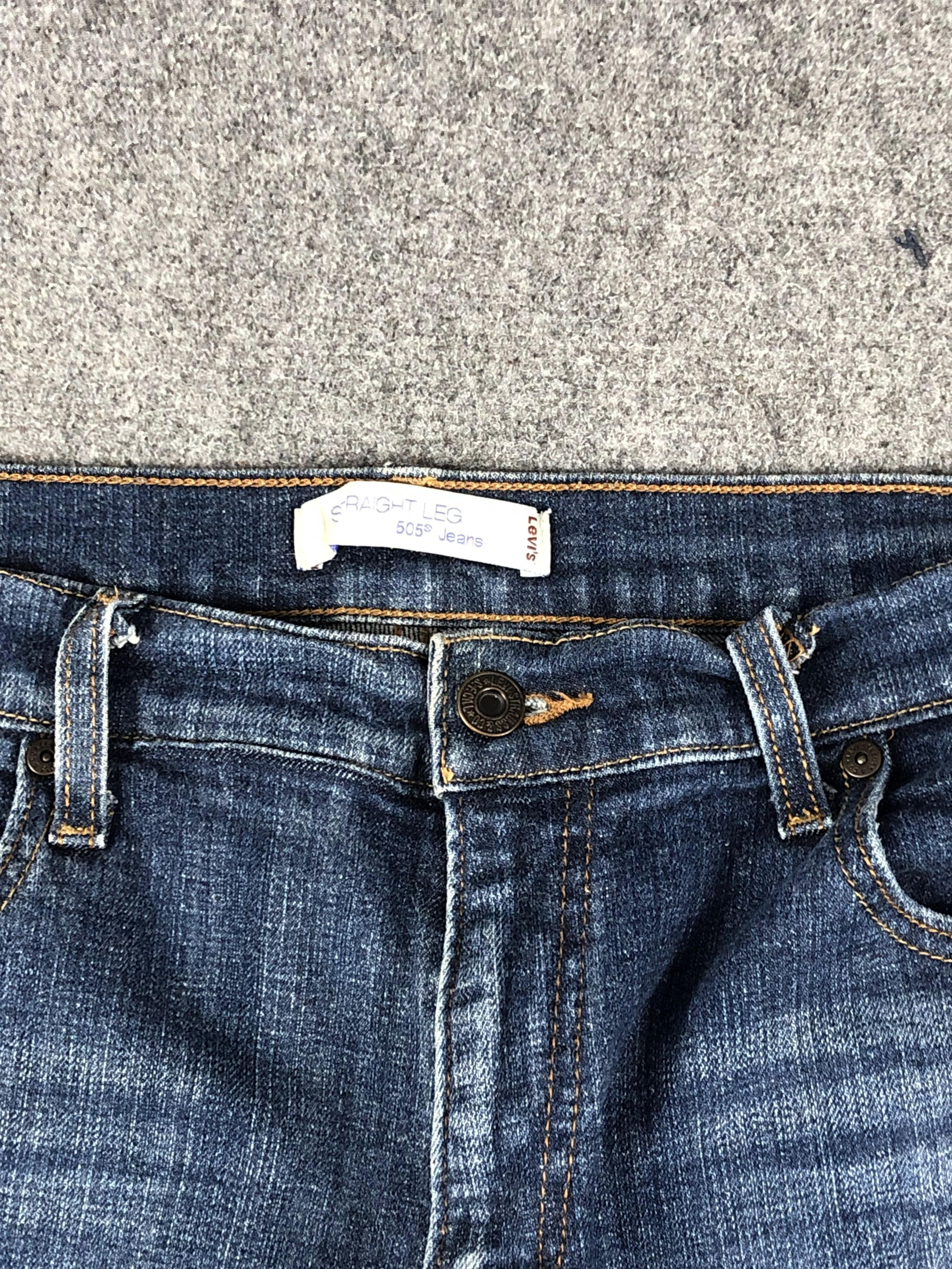 Levi's × Vintage Vintage Levis 505 Faded Blue Women Jeans DP2227 Size US 34 / EU 50 - 10 Thumbnail