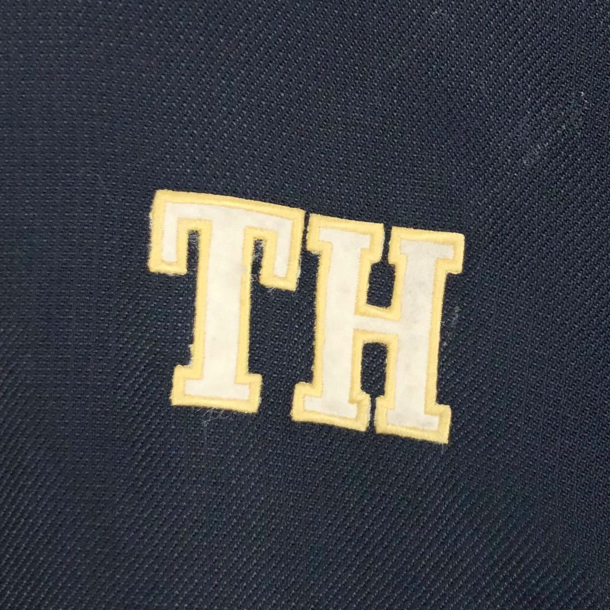 Tommy Hilfiger Vintage 90s Tommy Hilfiger Jacket Big Logo Foldable Hoodie Size US XL / EU 56 / 4 - 9 Thumbnail
