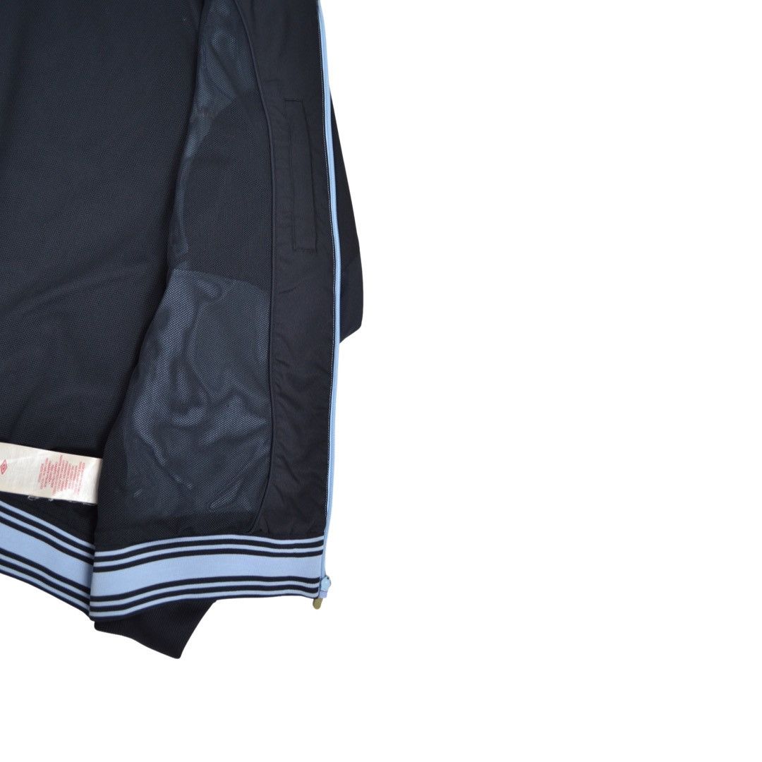 Umbro Umbro England Vintage Sweater Windbreaker Full Zip Size US L / EU 52-54 / 3 - 6 Thumbnail