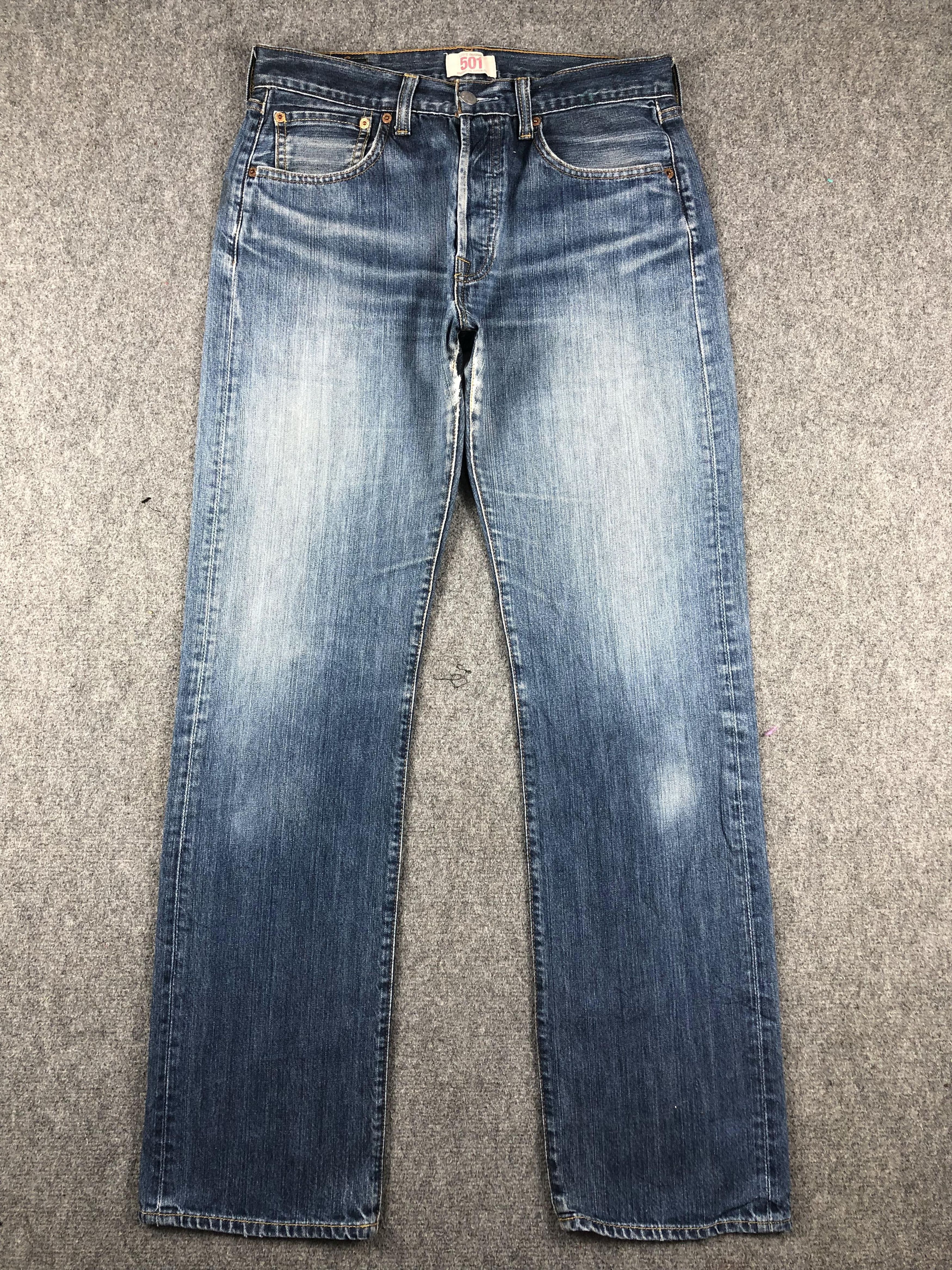 Levi's Vintage Levis 501 Faded Blue Jeans DP2233 Size US 31 - 1 Thumbnail