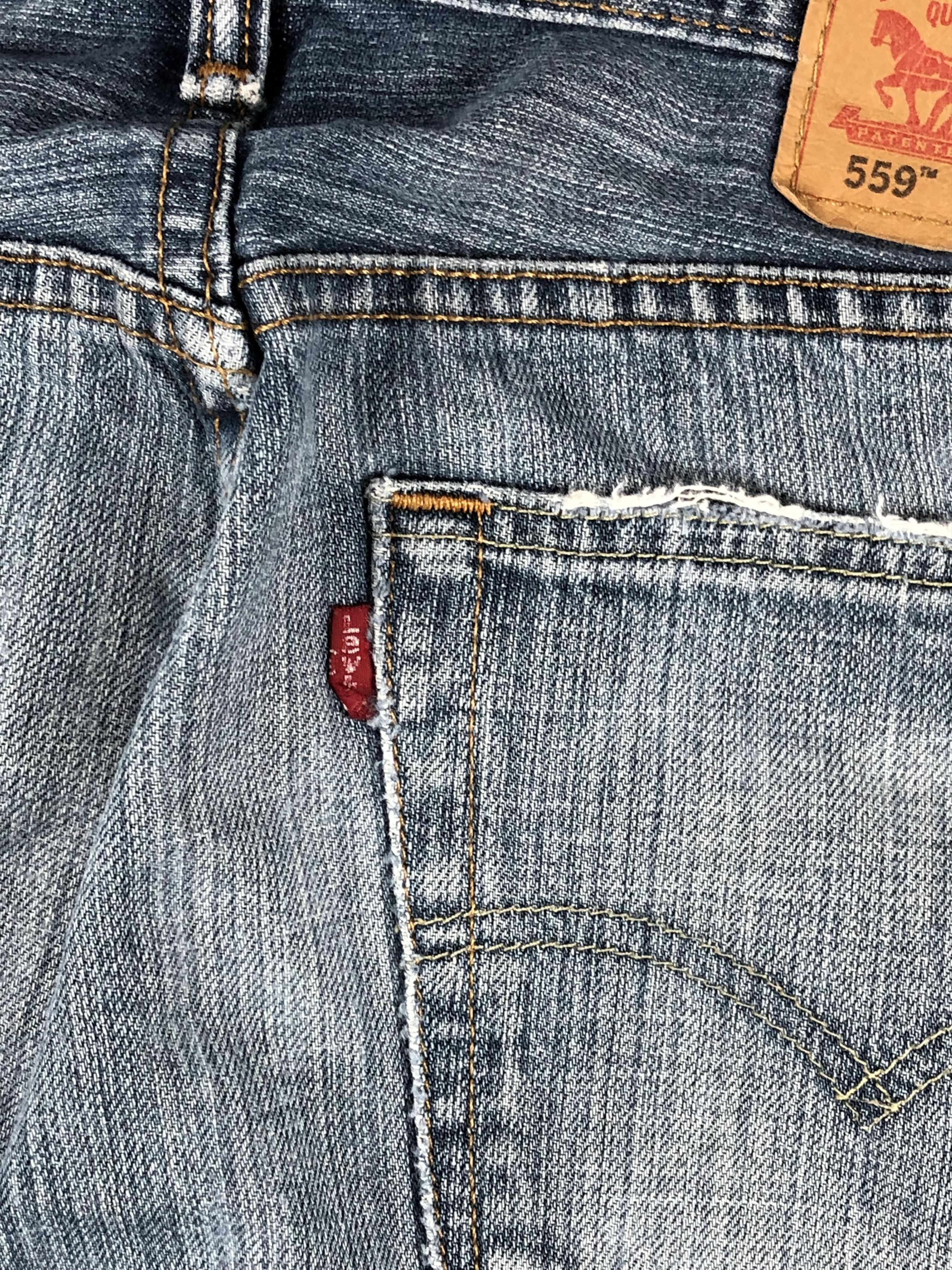 Levi's × Vintage Vintage Distressed Levis 559 Faded Blue Jeans DP2234 Size US 33 - 8 Thumbnail
