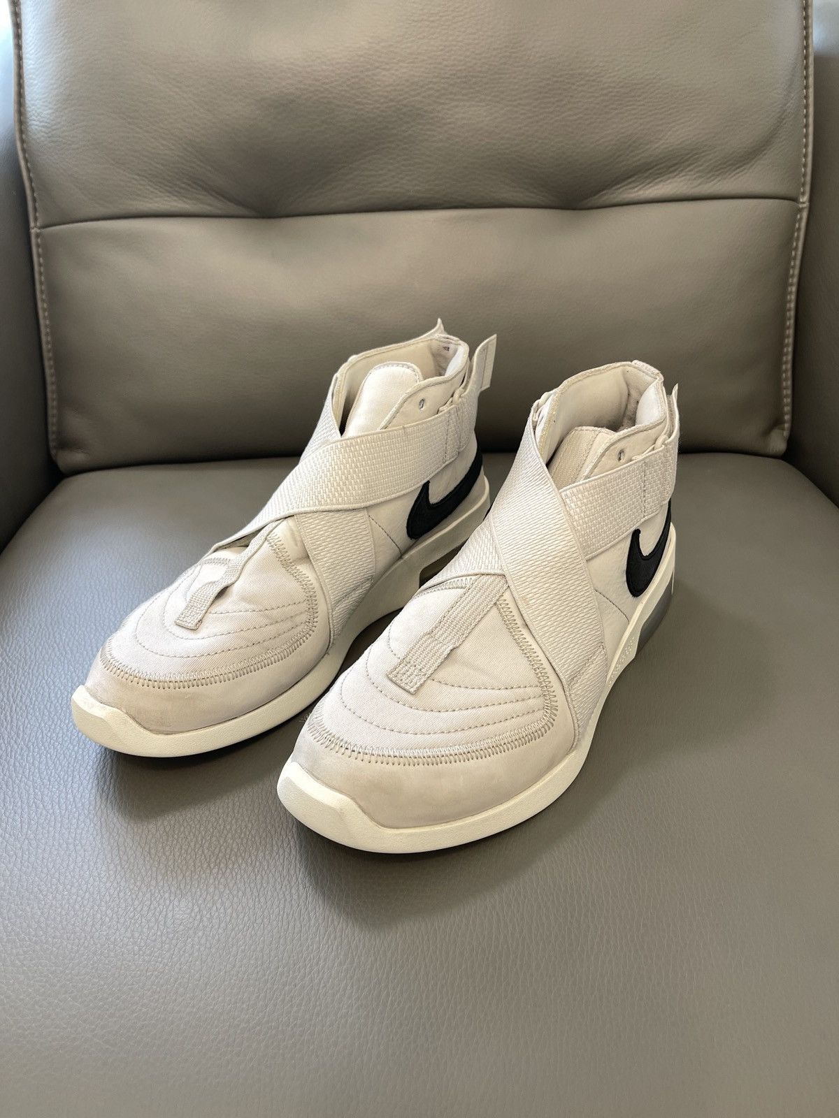 Nike air fear of god 180 light bone best sale