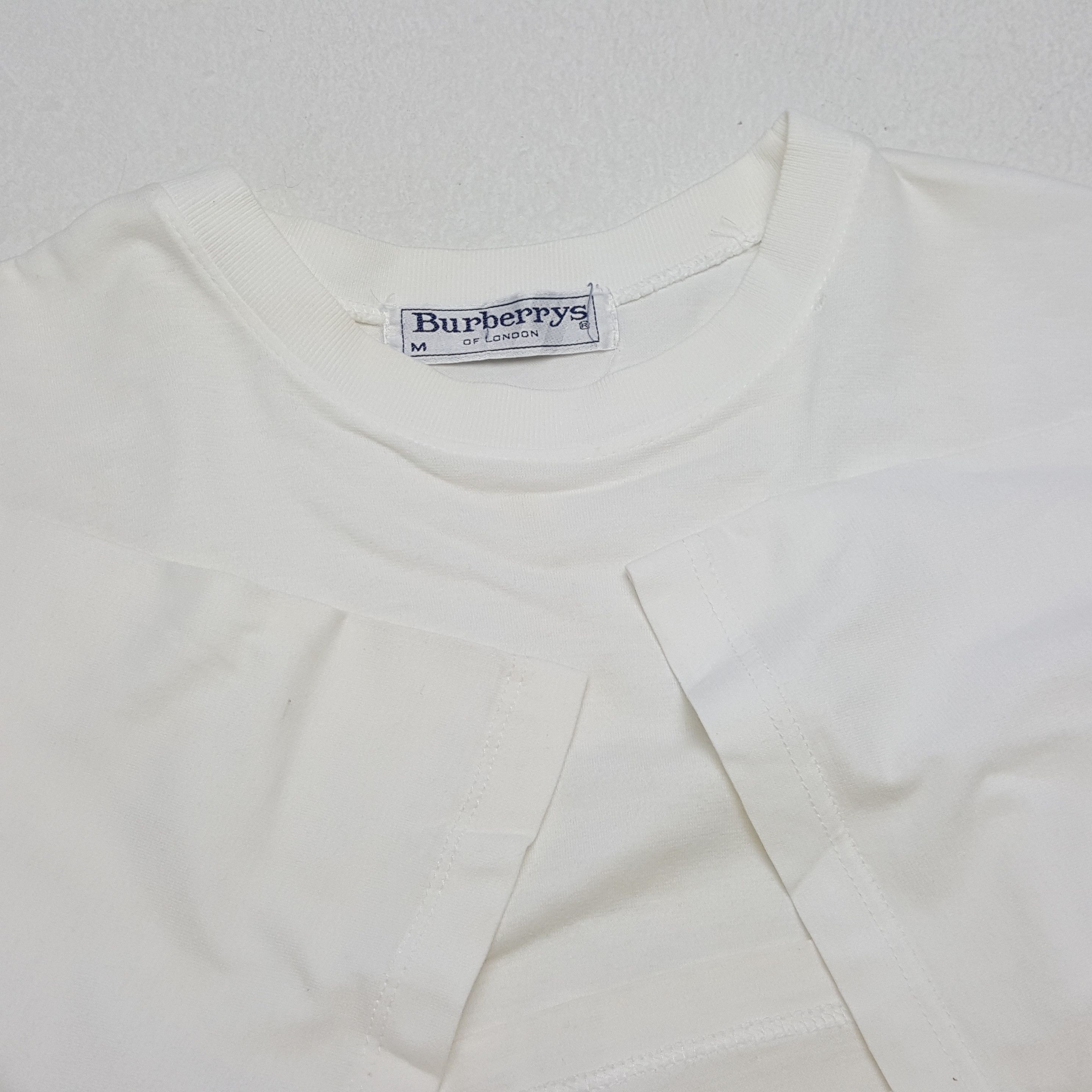Burberry BURBERRYS Embroidery Colourful Design Vintage Tshirt Size US L / EU 52-54 / 3 - 5 Thumbnail
