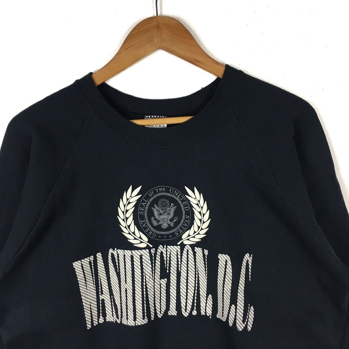 Vintage Vintage 80s WASHINGTON DC USA Black Sweatshirt Memorabilia Size US XL / EU 56 / 4 - 2 Thumbnail