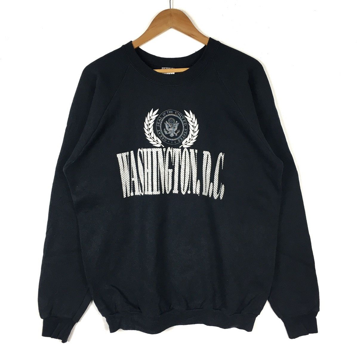 Vintage Vintage 80s WASHINGTON DC USA Black Sweatshirt Memorabilia Size US XL / EU 56 / 4 - 1 Thumbnail