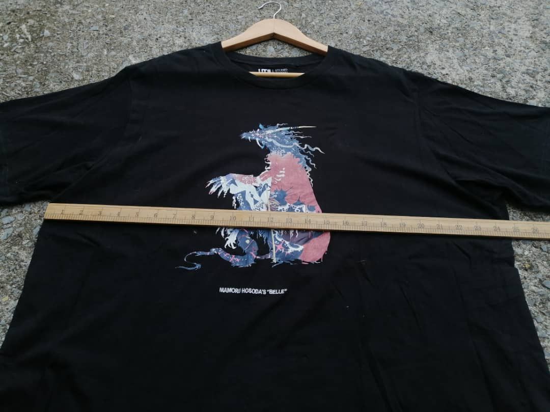 Anime × Uniqlo Uniqlo X Mamoru Hosoda's "Belle" Tee Size US L / EU 52-54 / 3 - 2 Thumbnail