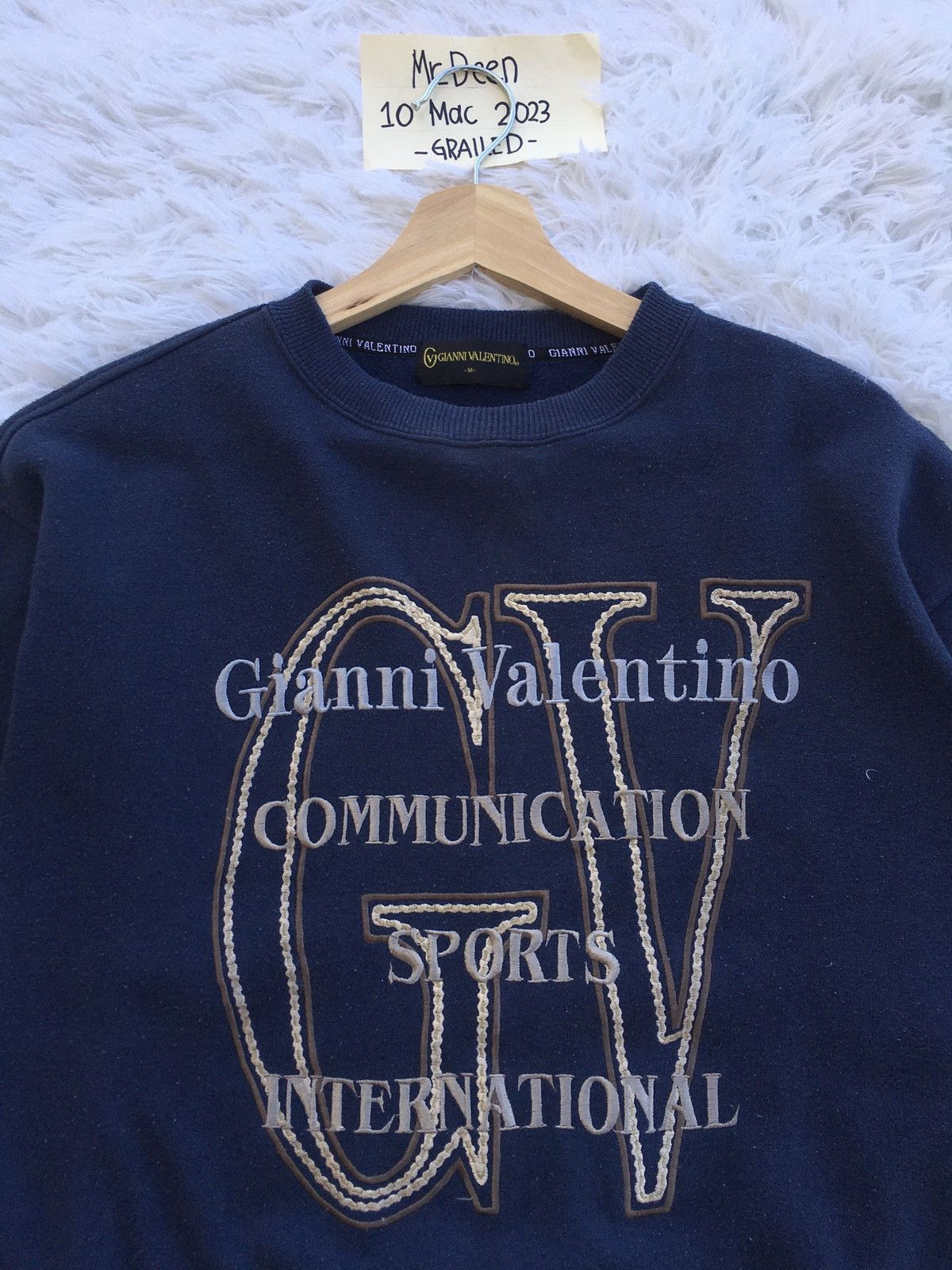 Gianni Valentino Rare Vintage Gianni Valentino Big Logo Spellout Sweater Size US L / EU 52-54 / 3 - 7 Thumbnail