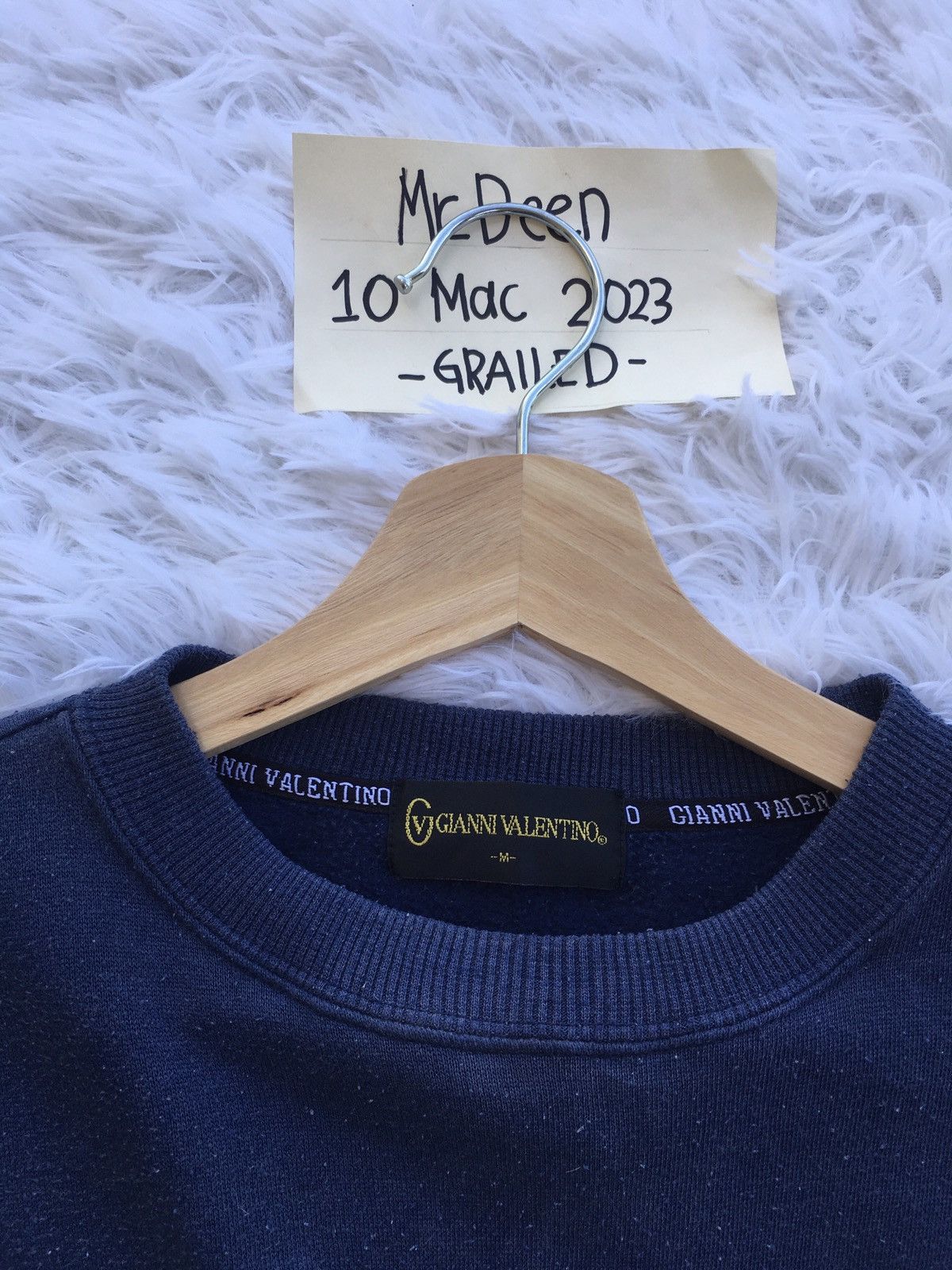 Gianni Valentino Rare Vintage Gianni Valentino Big Logo Spellout Sweater Size US L / EU 52-54 / 3 - 8 Thumbnail