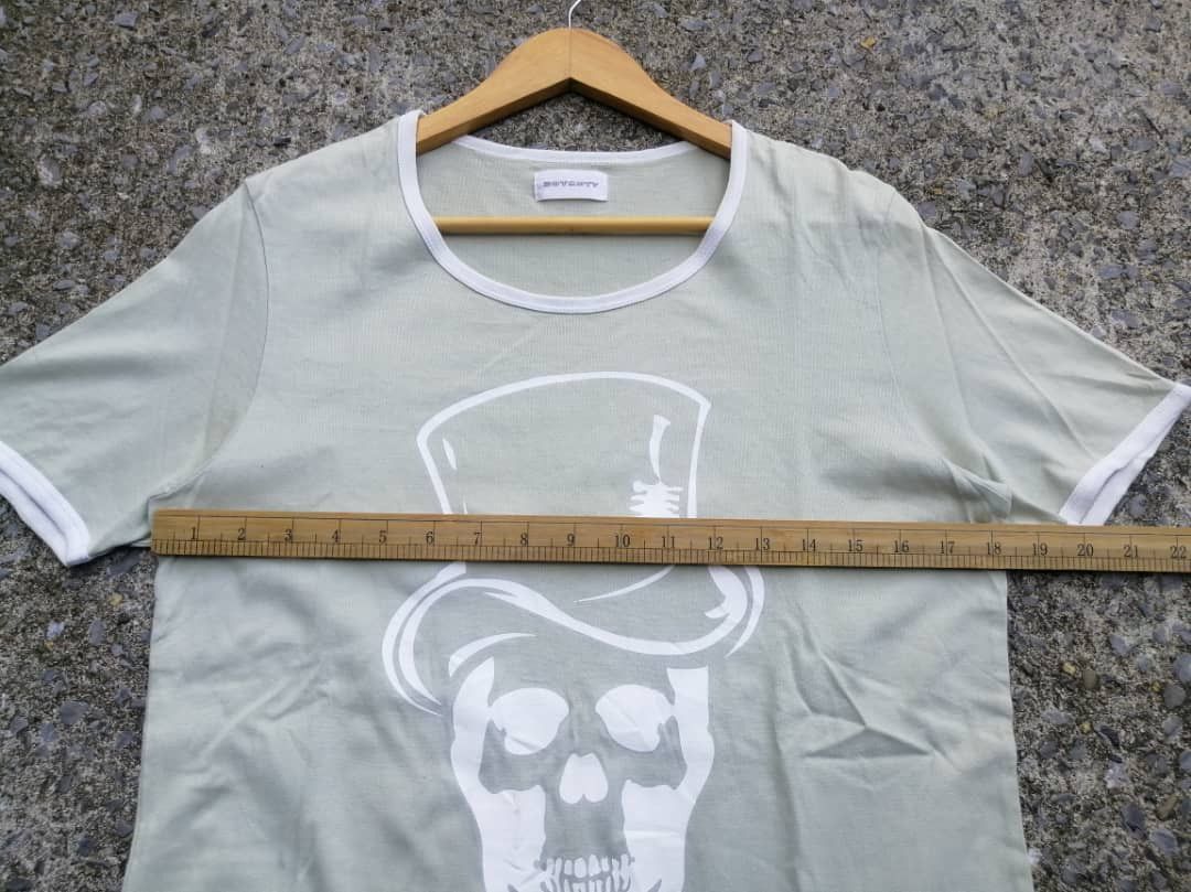 Boycott Boycott Skulls Tee Size M / US 6-8 / IT 42-44 - 2 Thumbnail