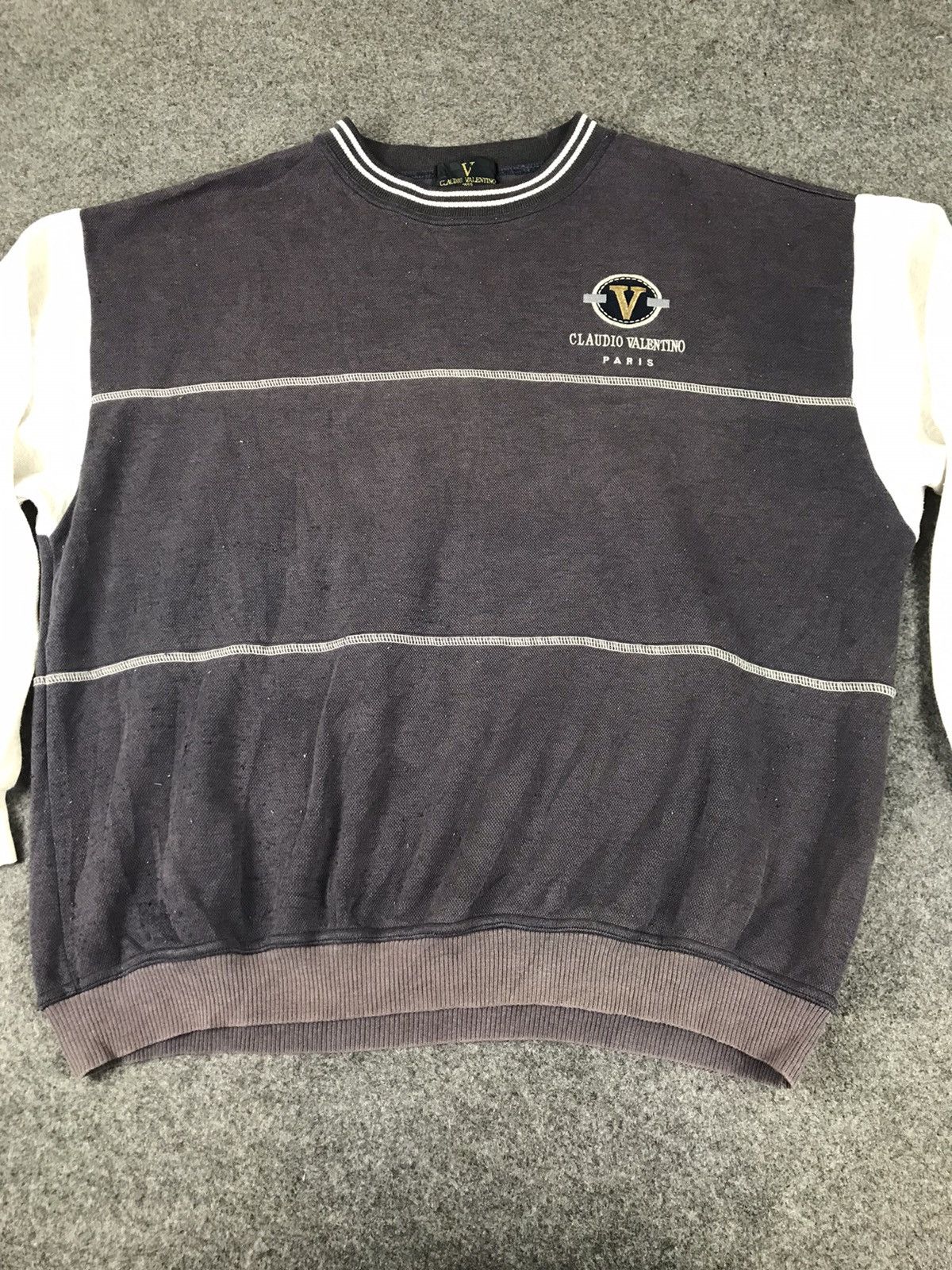 Vintage Sunfaded Claudio Valentino sweatshirt Big Logo Size US XL / EU 56 / 4 - 6 Thumbnail