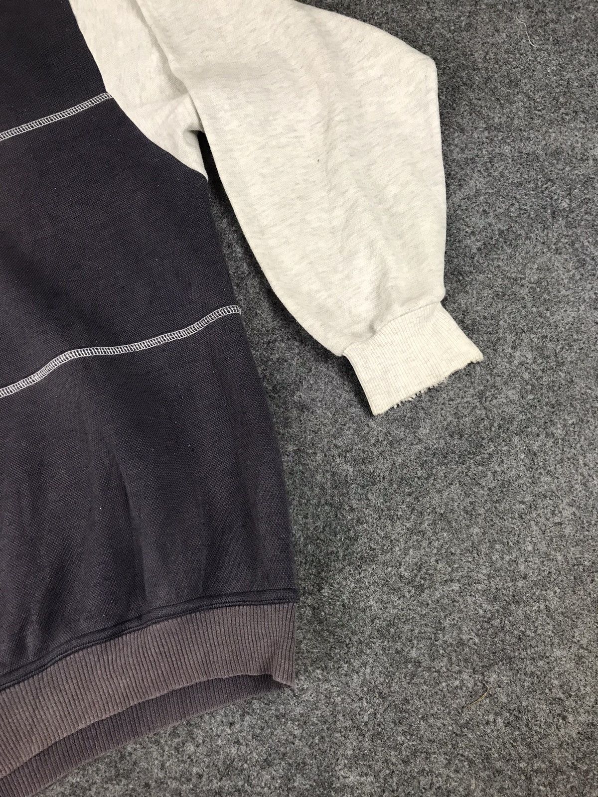 Vintage Sunfaded Claudio Valentino sweatshirt Big Logo Size US XL / EU 56 / 4 - 4 Thumbnail