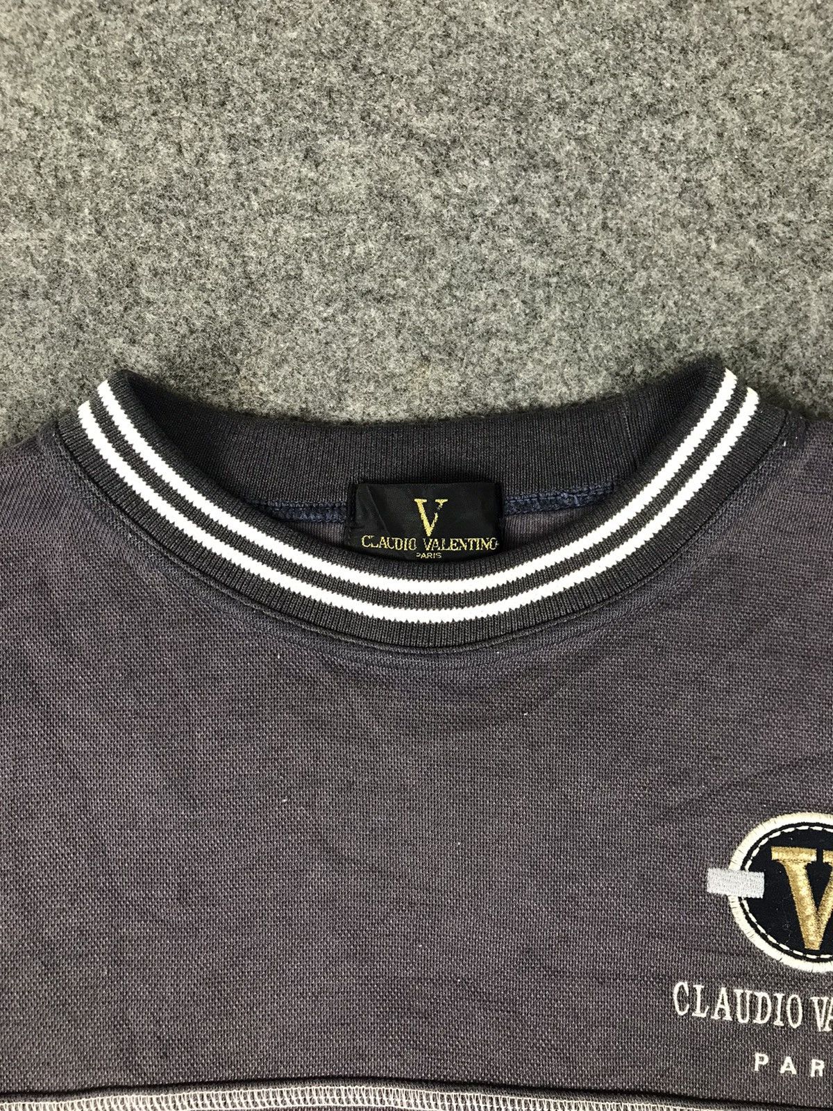 Vintage Sunfaded Claudio Valentino sweatshirt Big Logo Size US XL / EU 56 / 4 - 3 Thumbnail