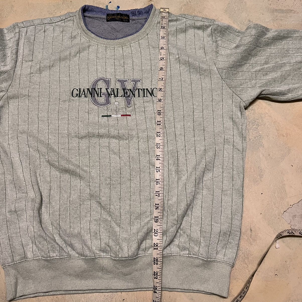 Japanese Brand Vintage Gianni Valentino Sweatshirt Crewneck Big Logo Size US XL / EU 56 / 4 - 8 Thumbnail