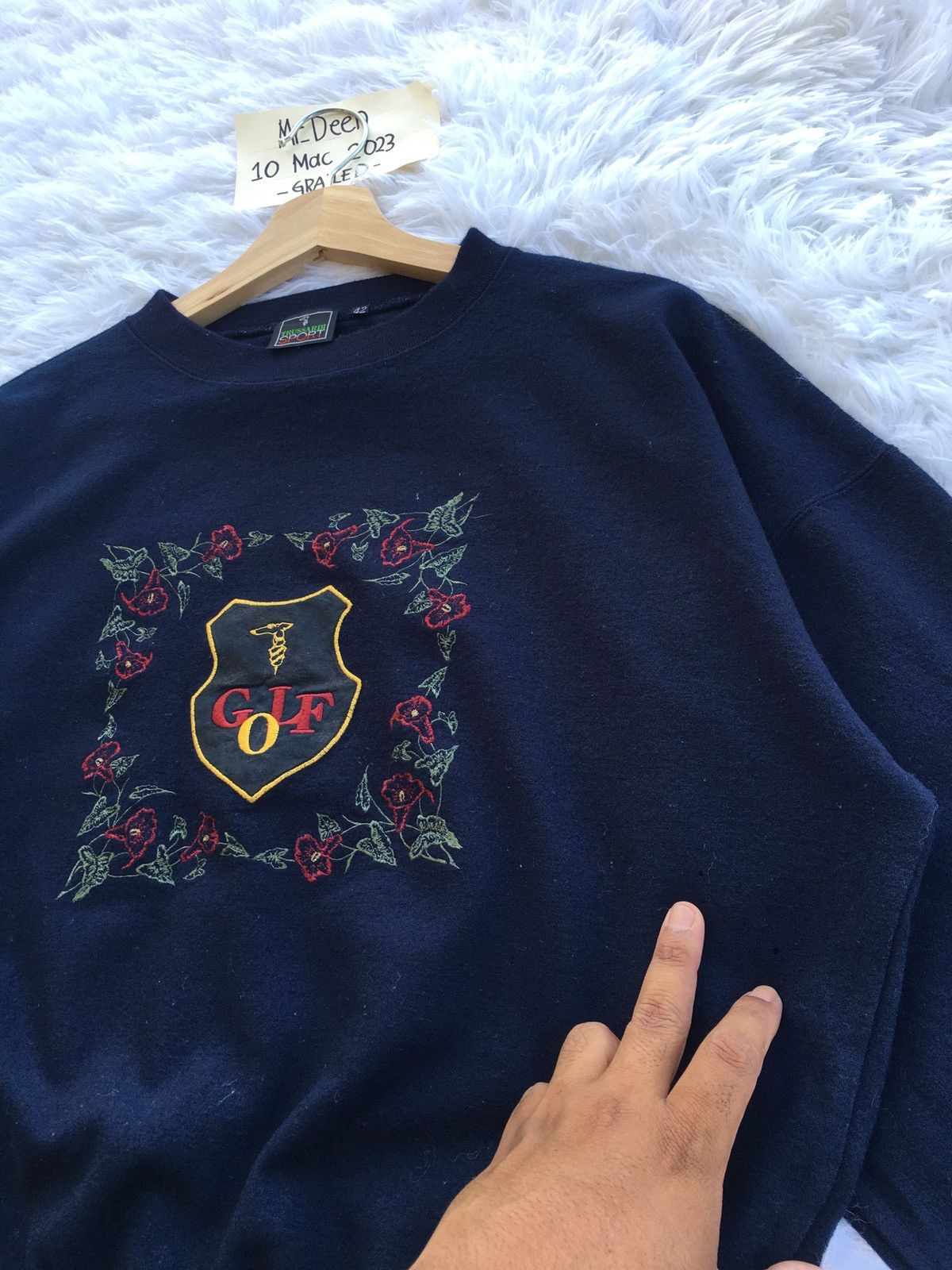 Trussardi Rare Vintage Trussardi Big Logo Sweatshirt Size US L / EU 52-54 / 3 - 13 Thumbnail