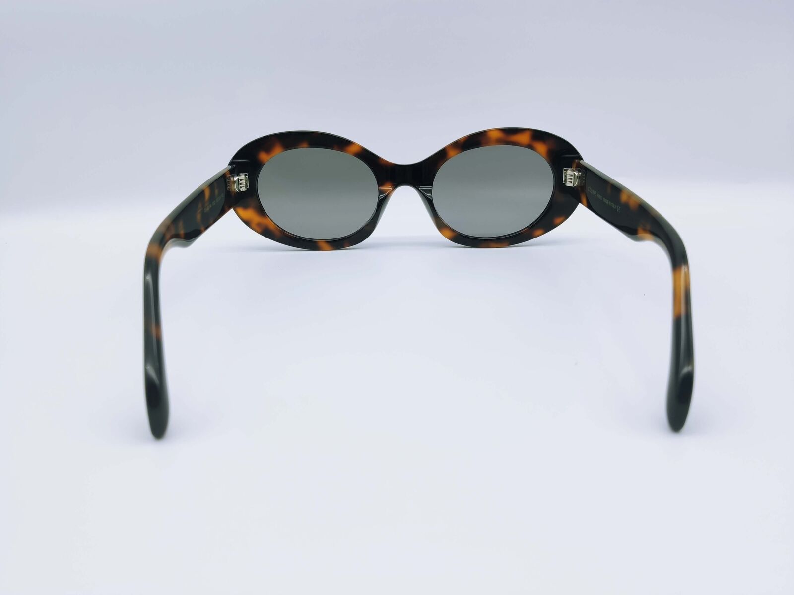 Celine Sunglasses in Tortoise Size ONE SIZE - 5 Thumbnail