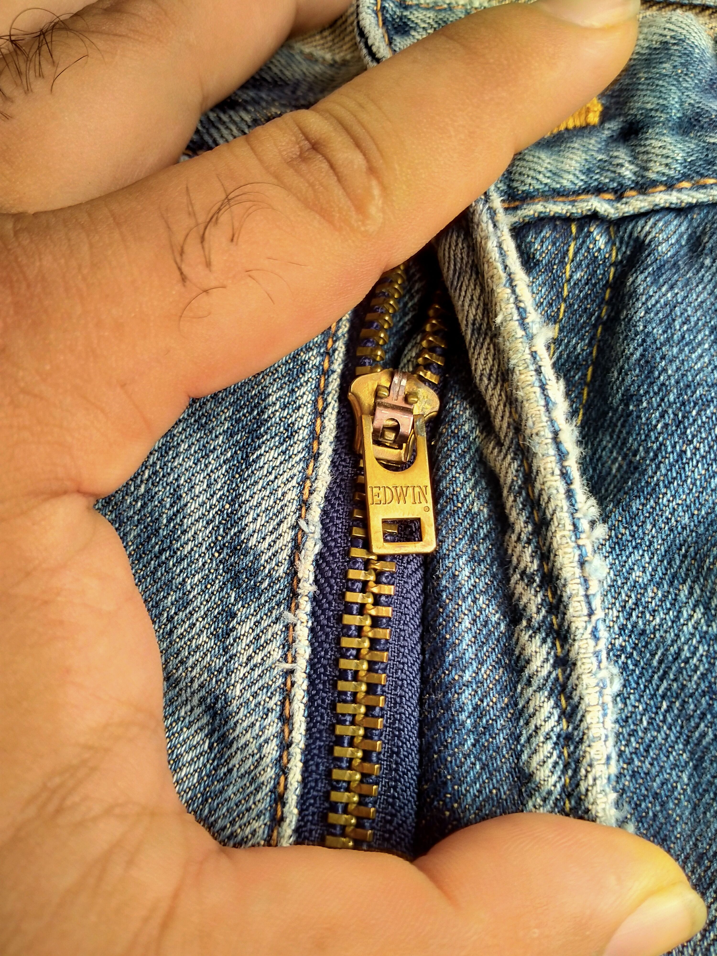 Edwin × Japanese Brand DISTRESSED EDWIN 505X SELVEDGE DENIM # Size US 32 / EU 48 - 3 Thumbnail