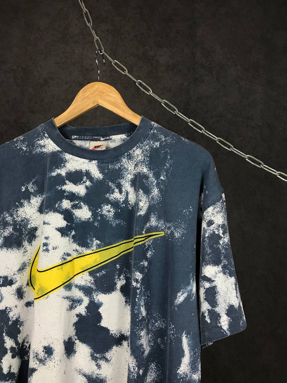 Nike × Vintage Nike swoosh streetwear vintage faded center logo tee Size US M / EU 48-50 / 2 - 2 Thumbnail