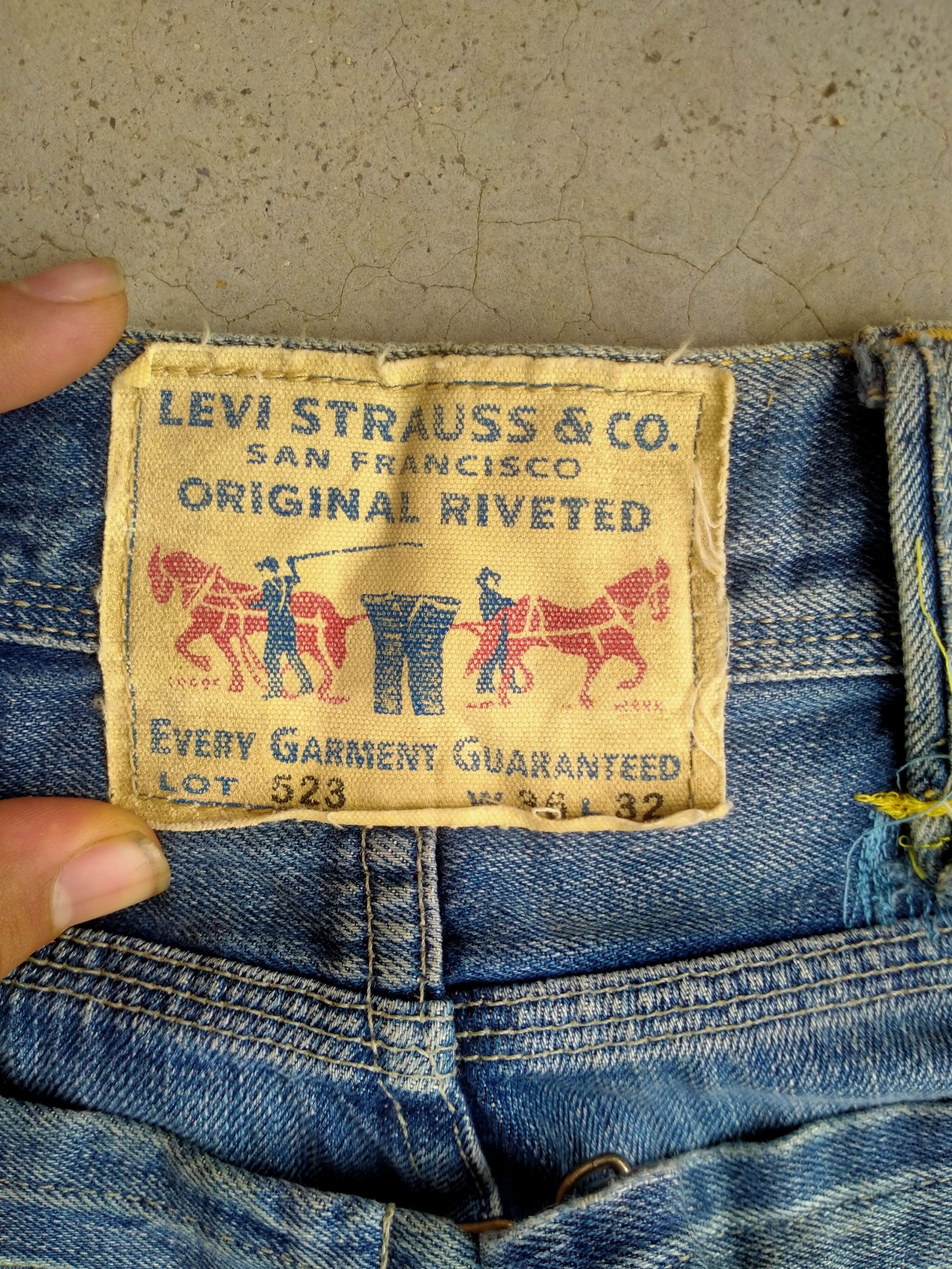 Levi's DISTRESSED LEVIS MULTIPOCKET DENIM Size US 38 / EU 54 - 7 Thumbnail
