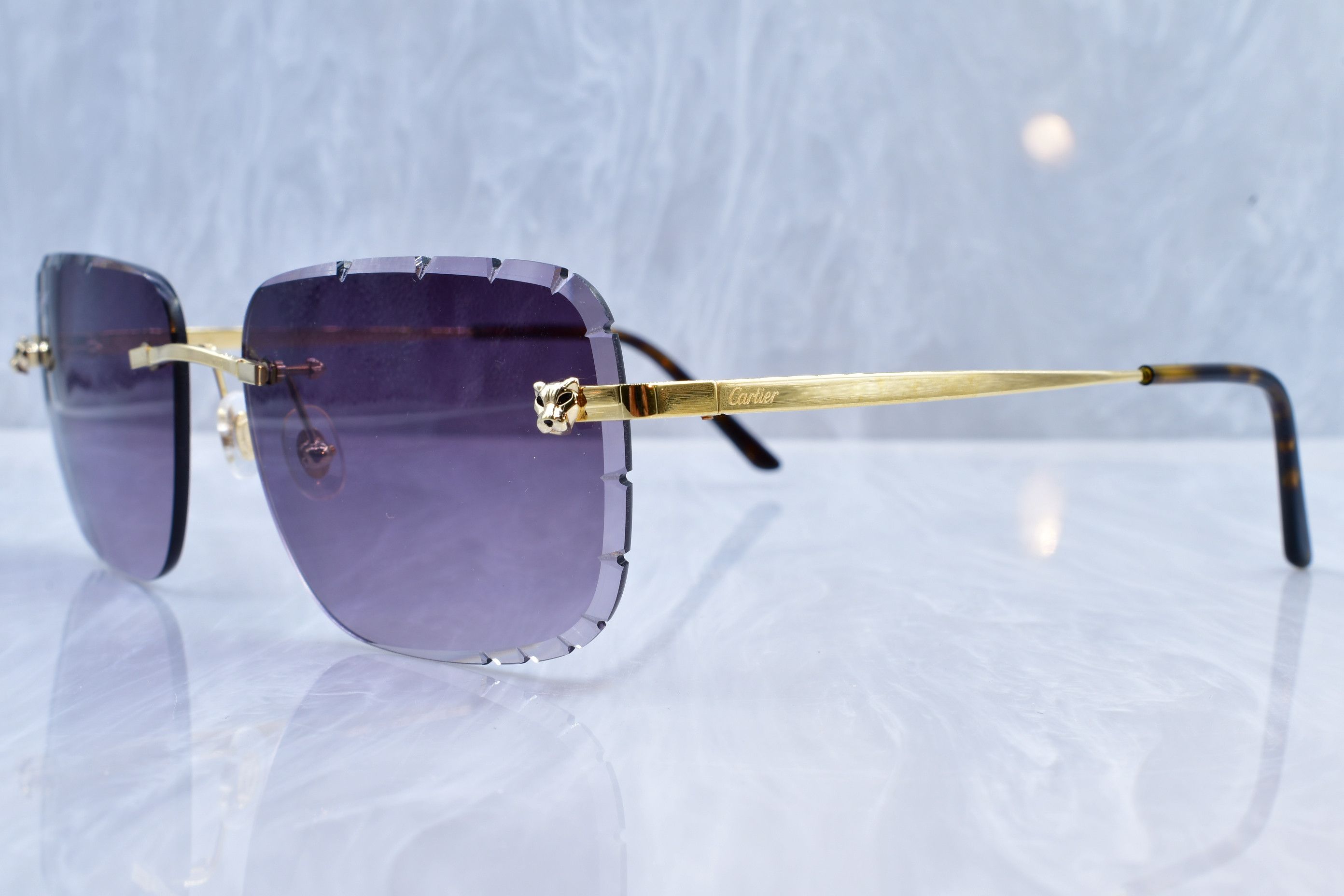 Cartier Cartier Panther Diamond cut gradient big c decor glasses Size ONE SIZE - 2 Thumbnail