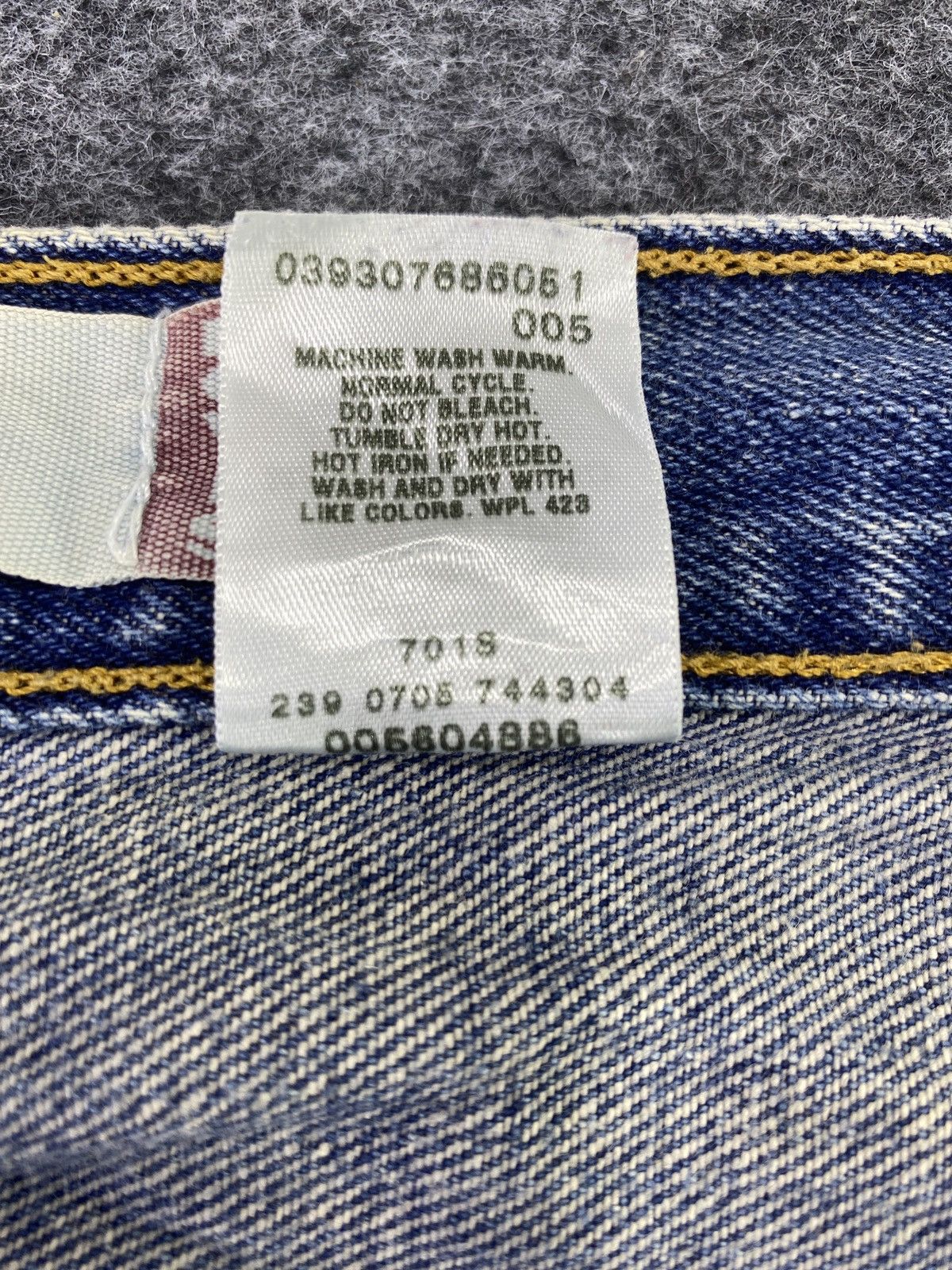 Levi's VINTAGE LEVI'S 560 JEANS - J695 Size US 34 / EU 50 - 6 Thumbnail