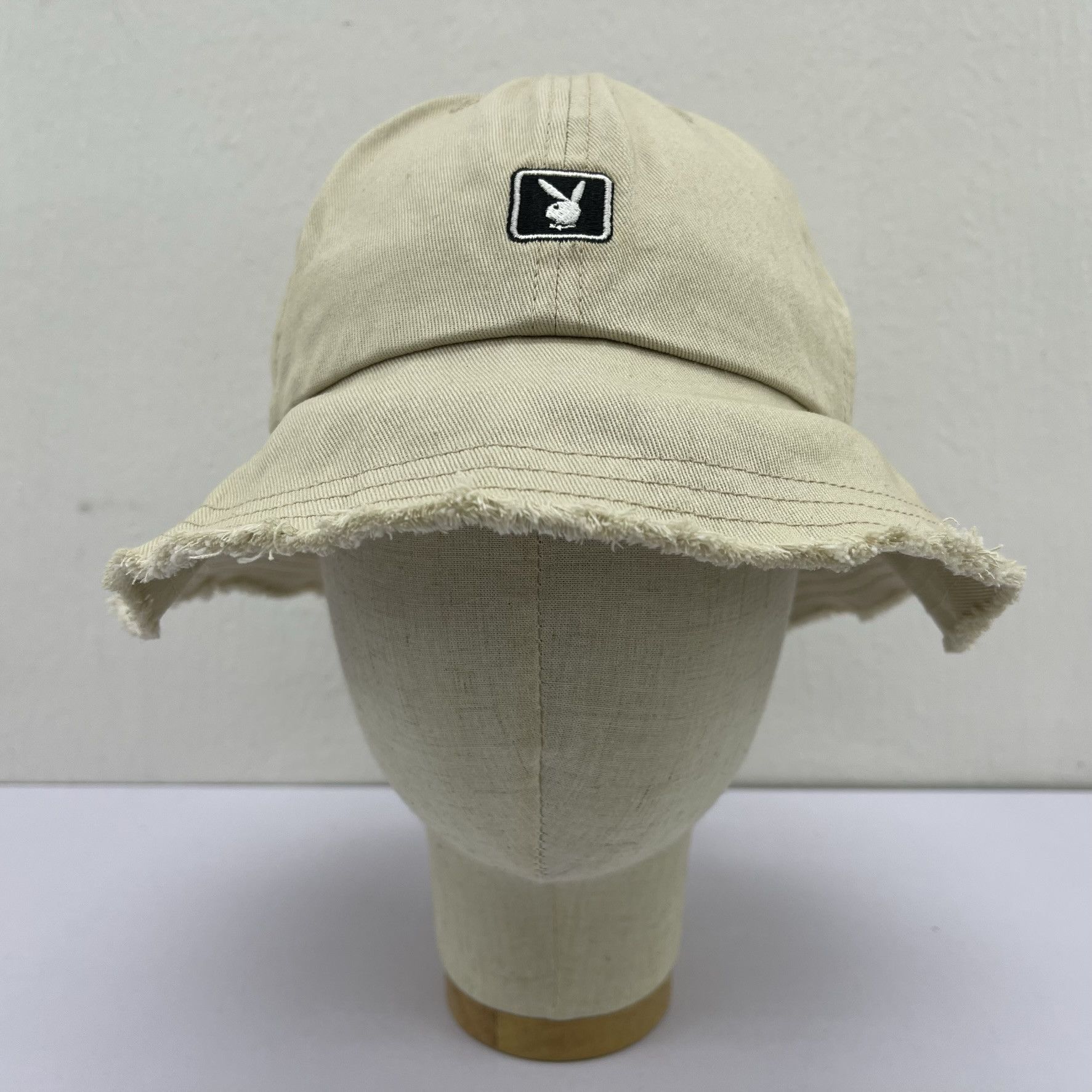 Playboy Nice Design Bucket Hats-BH4116