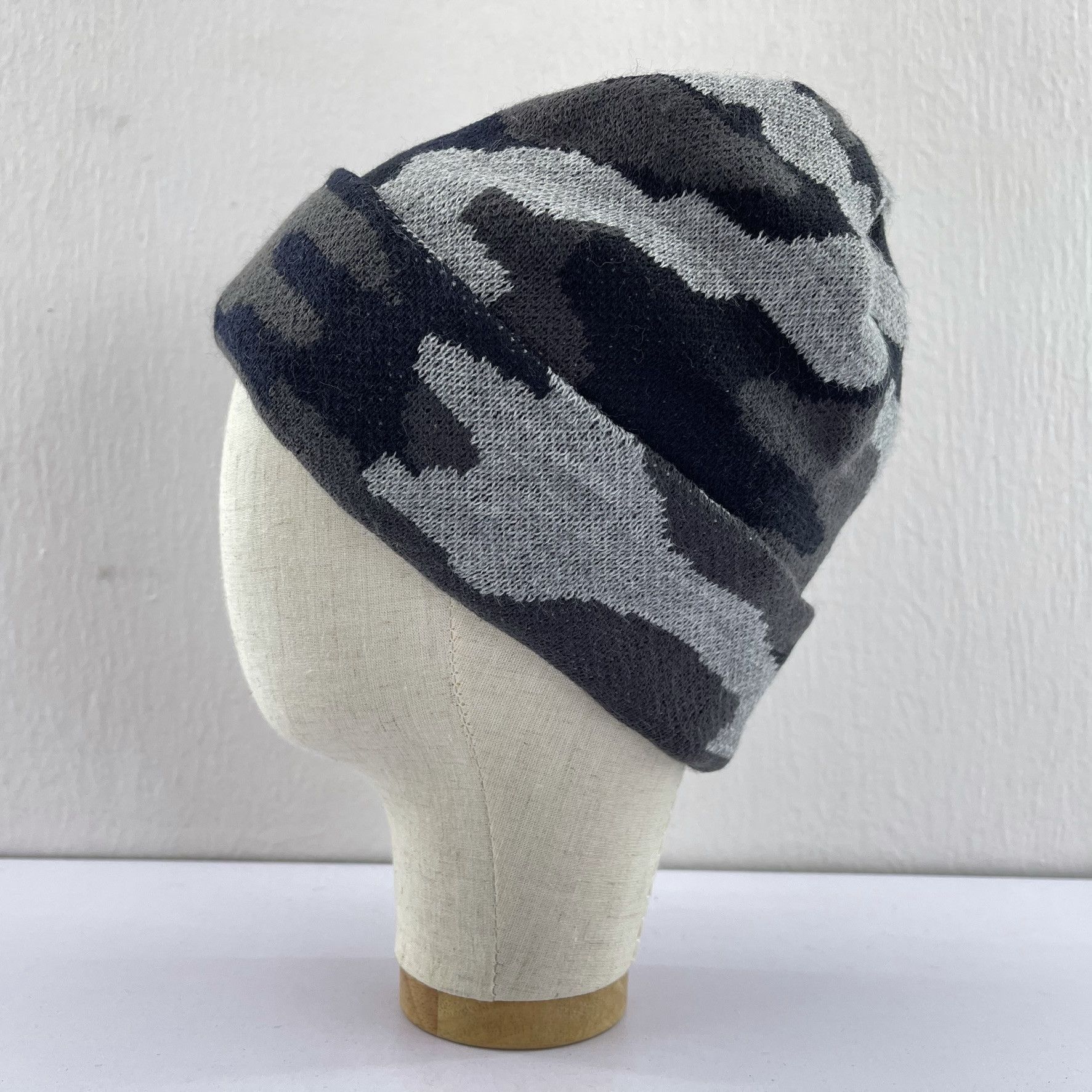 Other Unknown Camouflage Beanie Hats-BH2010 Size ONE SIZE - 1 Thumbnail