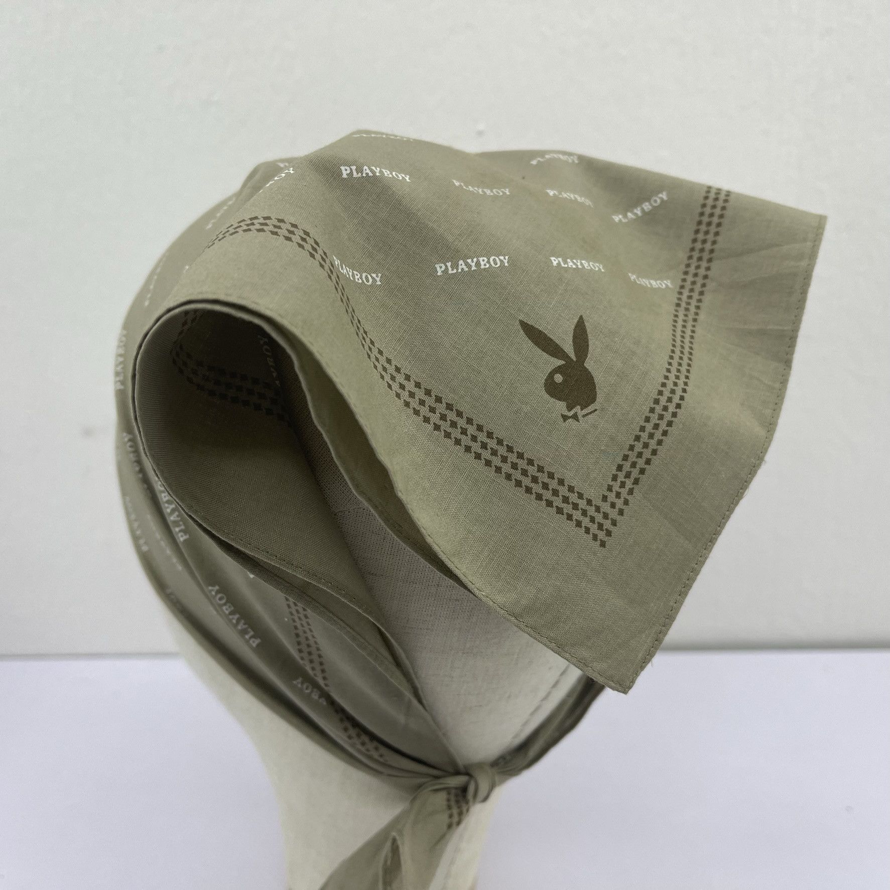 Playboy × Vintage Playboy Headscarf/Handkerchief/Neckerchief-4091 Size ONE SIZE - 3 Thumbnail