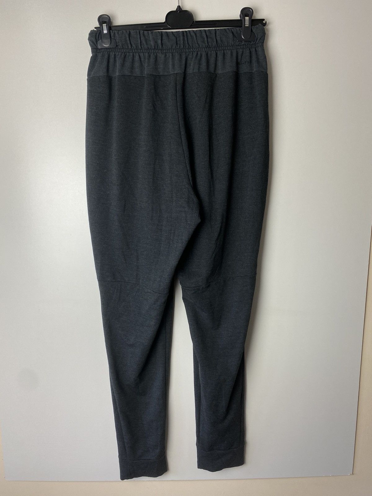 Nike Nike Dri-Fit therma pants size S Size US 30 / EU 46 - 2 Thumbnail