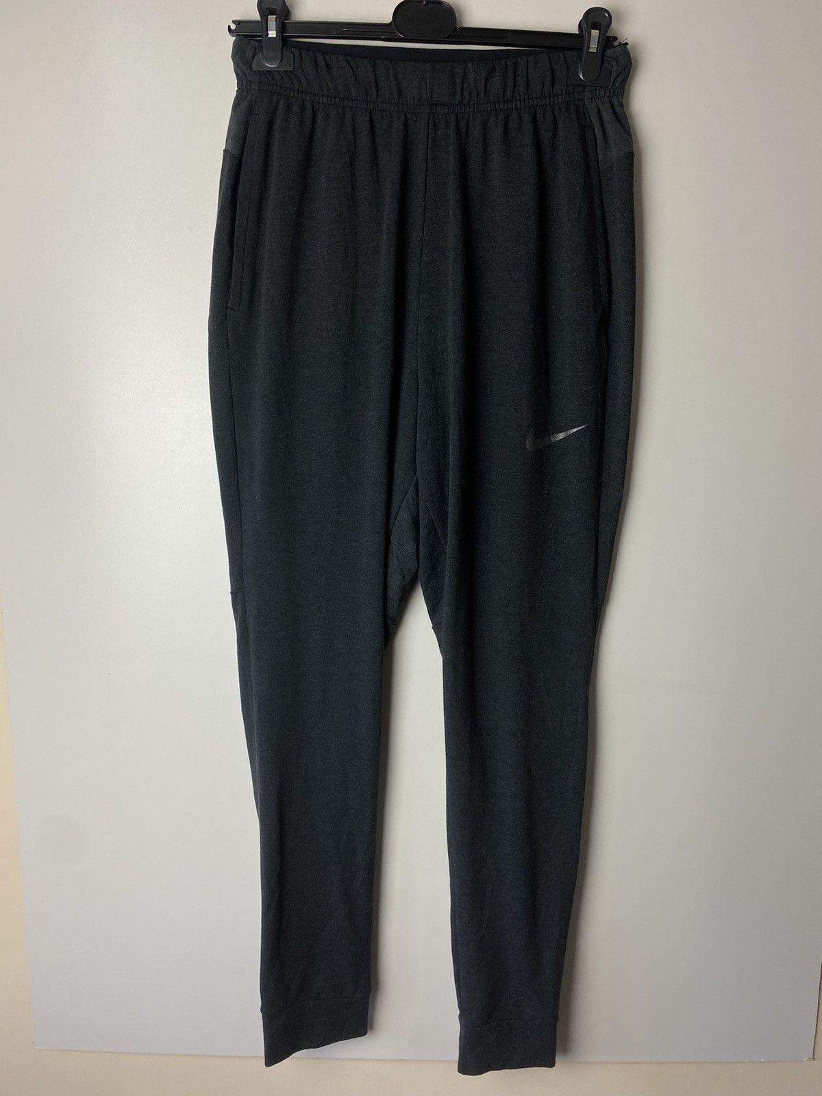 Nike Nike Dri-Fit therma pants size S Size US 30 / EU 46 - 1 Thumbnail