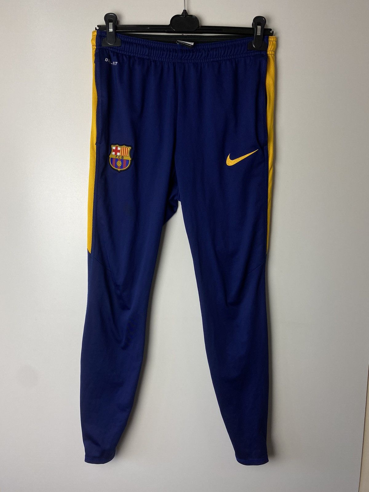 Nike Nike F.C. Barcelona pants size S Size US 30 / EU 46 - 1 Thumbnail