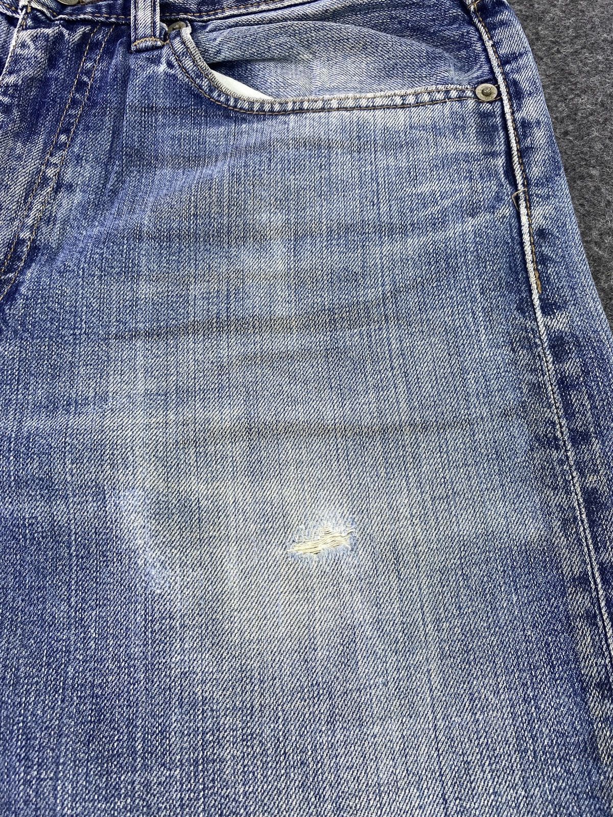 Levi's VINTAGE LEVIS 505 BLUE WASH JEANS - J697 Size US 32 / EU 48 - 10 Thumbnail