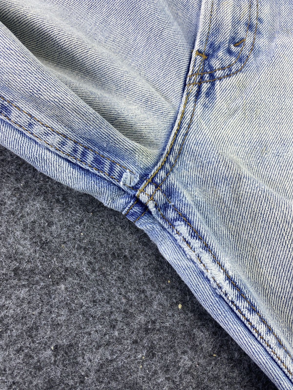 Levi's VINTAGE LEVIS 505 BLUE WASH JEANS - J698 Size US 36 / EU 52 - 10 Thumbnail