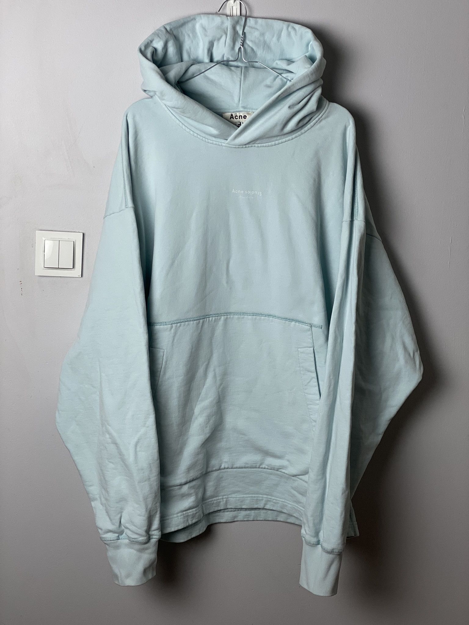 Acne Studios Acne Studios Powder Blue reverse logo hoodie Size US XL / EU 56 / 4 - 2 Thumbnail