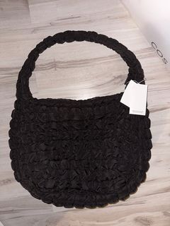 Cos Oversized Quilted Bag in Black, Women's