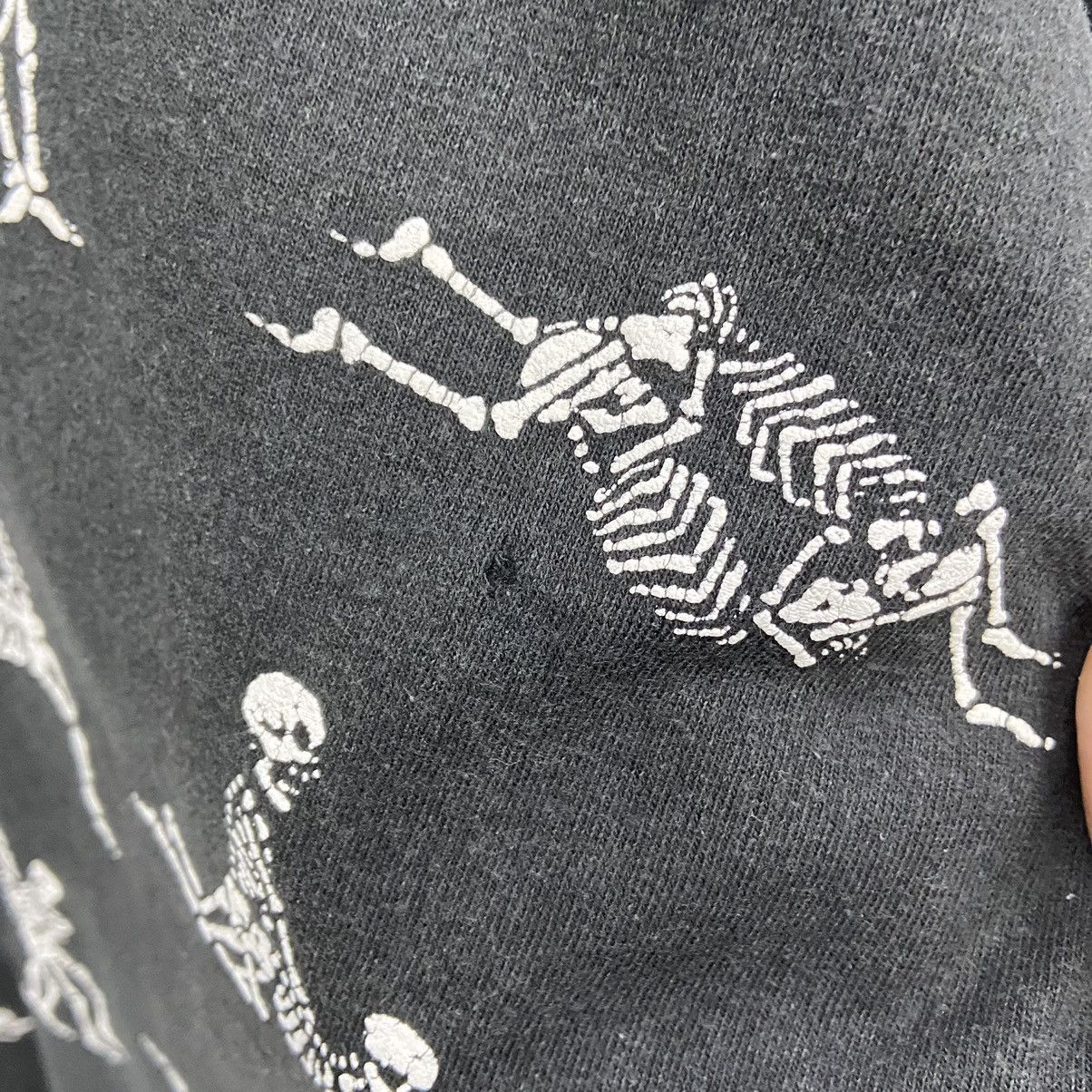 Fashion Victim × Vintage Rare!!Vintage 90s FASHION VICTIM bones sex position tee Size US XL / EU 56 / 4 - 5 Thumbnail