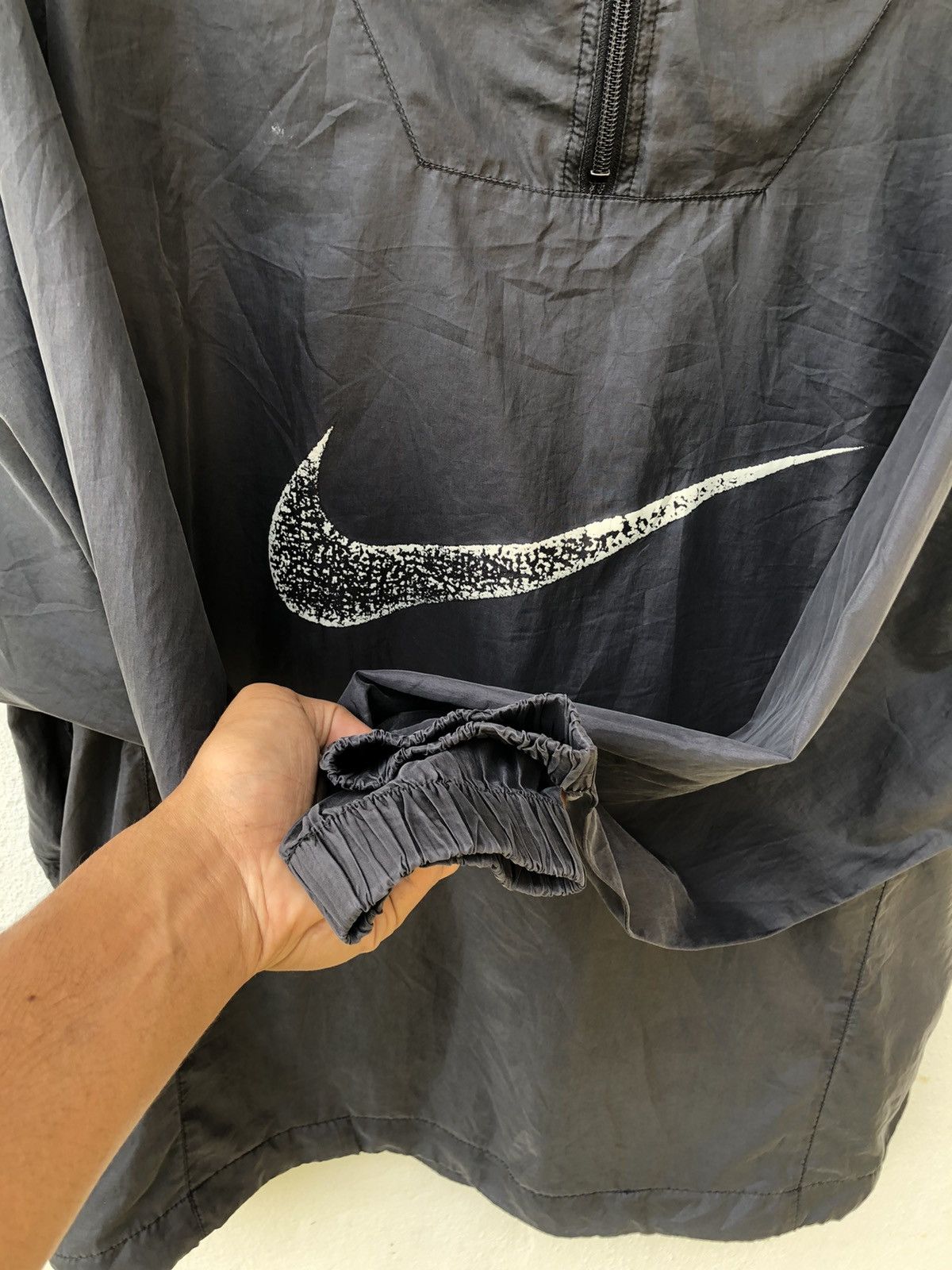 Nike Vintage nike swoosh windbreaker jacket big logo Size US L / EU 52-54 / 3 - 4 Thumbnail