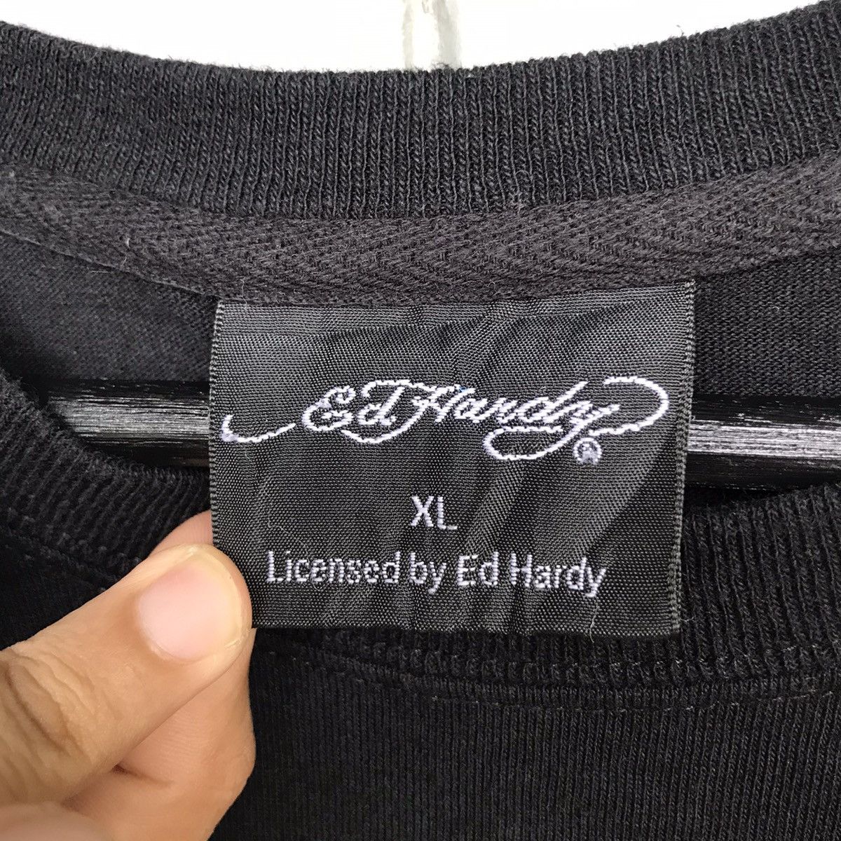 Designer ED HARDY Tee Size US L / EU 52-54 / 3 - 8 Thumbnail