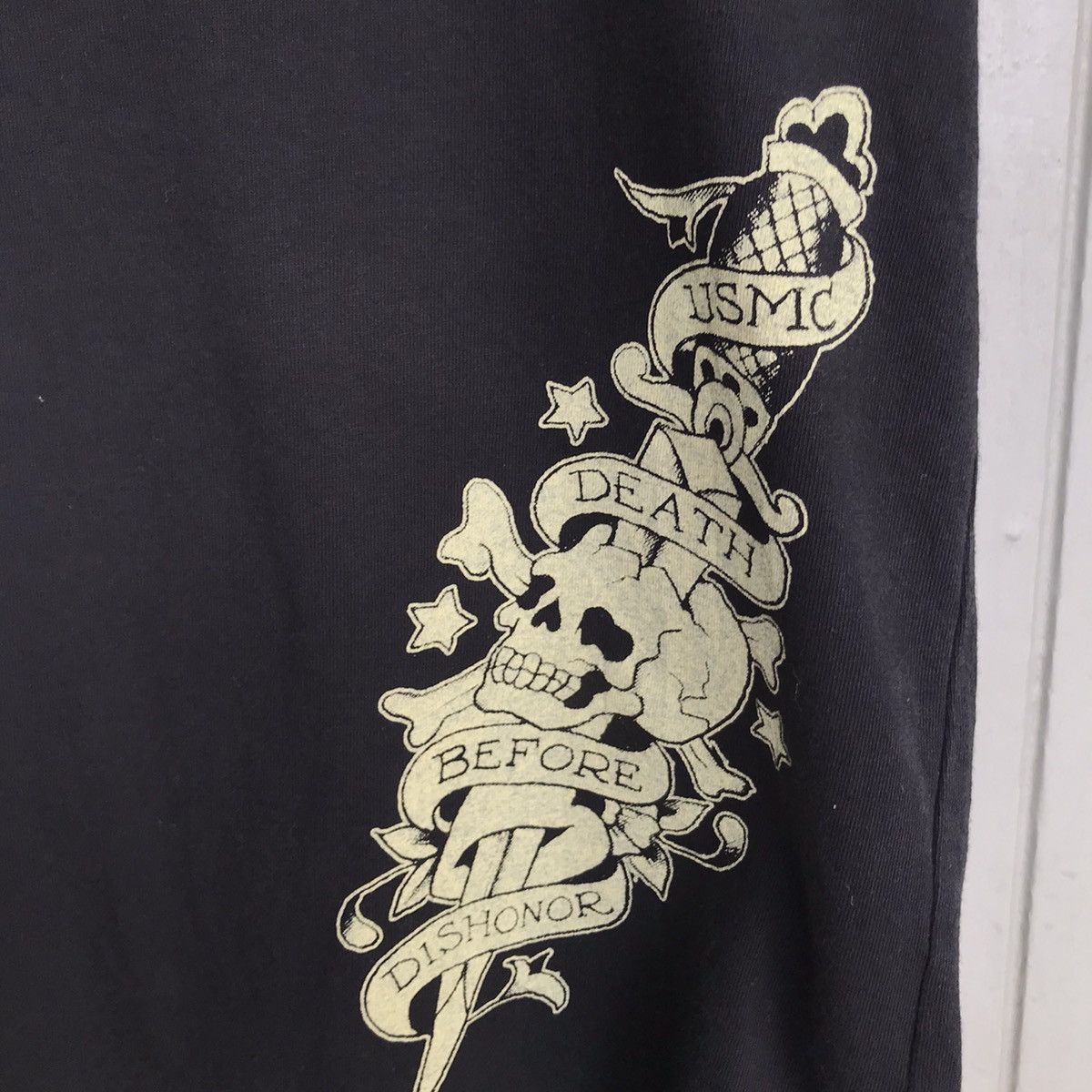 Designer ED HARDY Tee Size US L / EU 52-54 / 3 - 5 Thumbnail