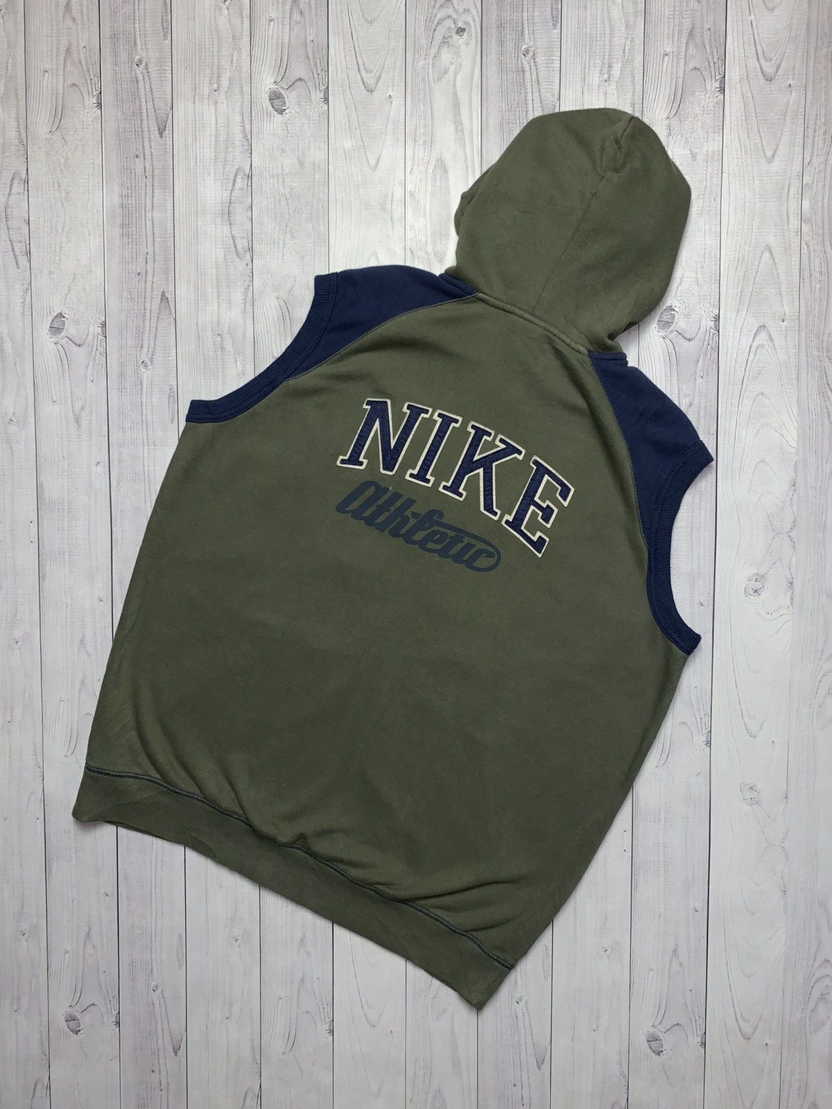 Vintage Nike vest big logo size L khaki