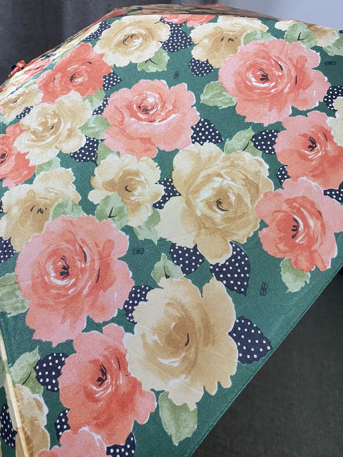 Balenciaga Balenciaga Paris roses Flower umbrella Fullprint Size ONE SIZE - 5 Thumbnail