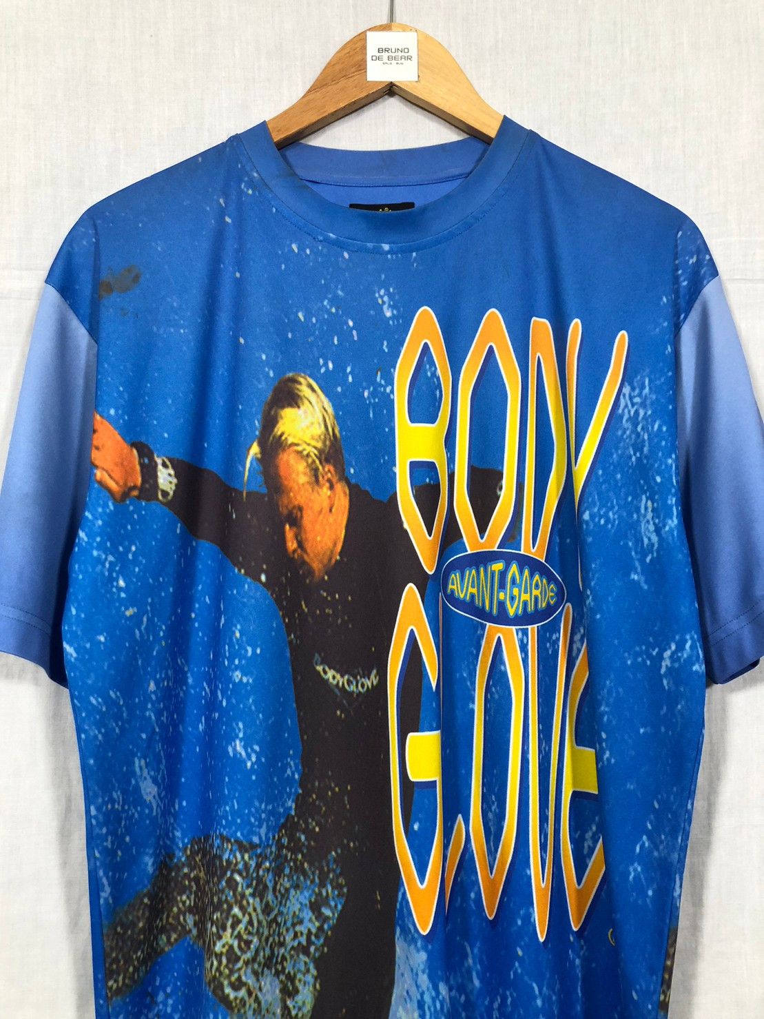 Vintage 90's Body Glove Over Print shirt