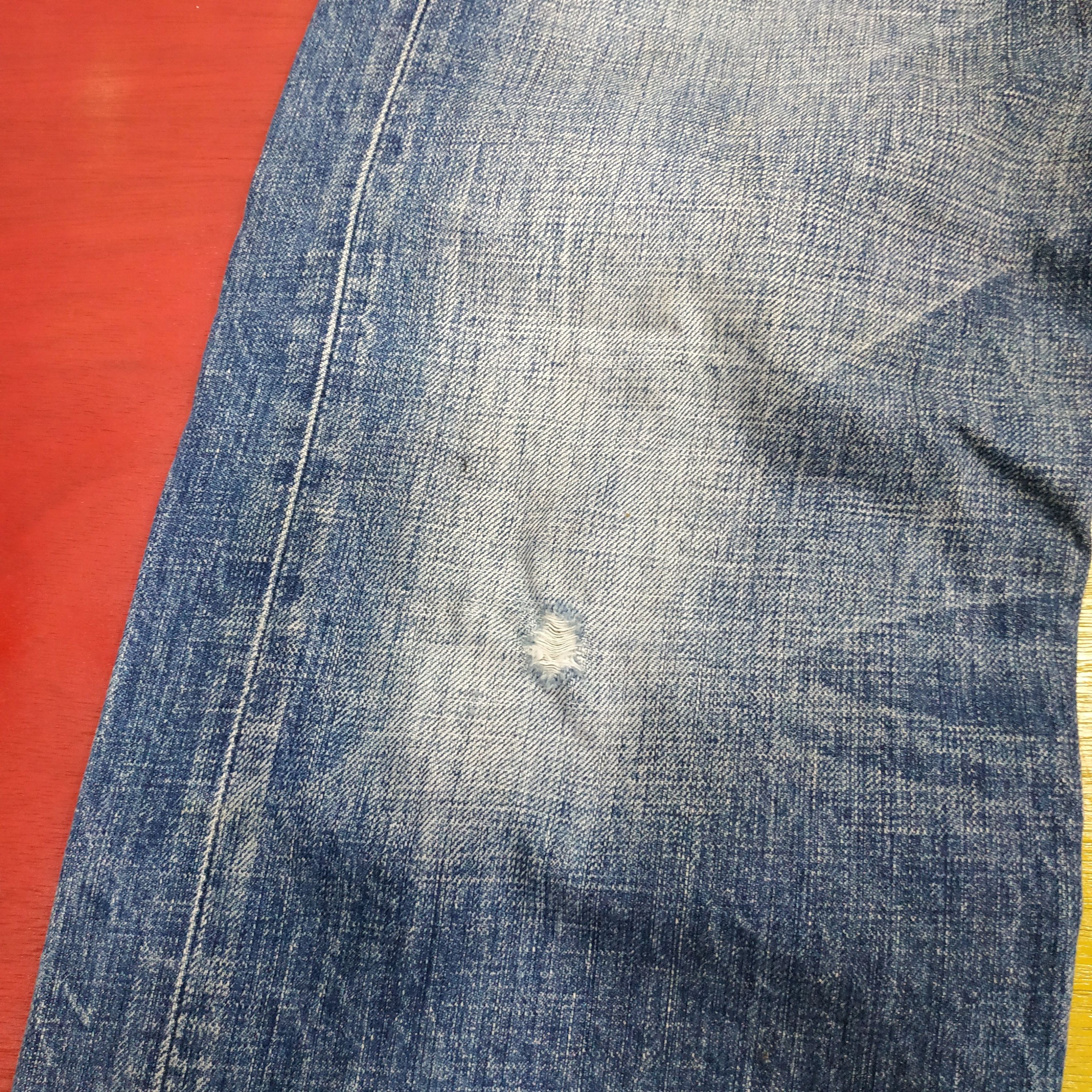 Levi's × Levi's Vintage Clothing × Vintage VINTAGE LEVI'S 501 DISTRESSED Size US 31 - 4 Thumbnail