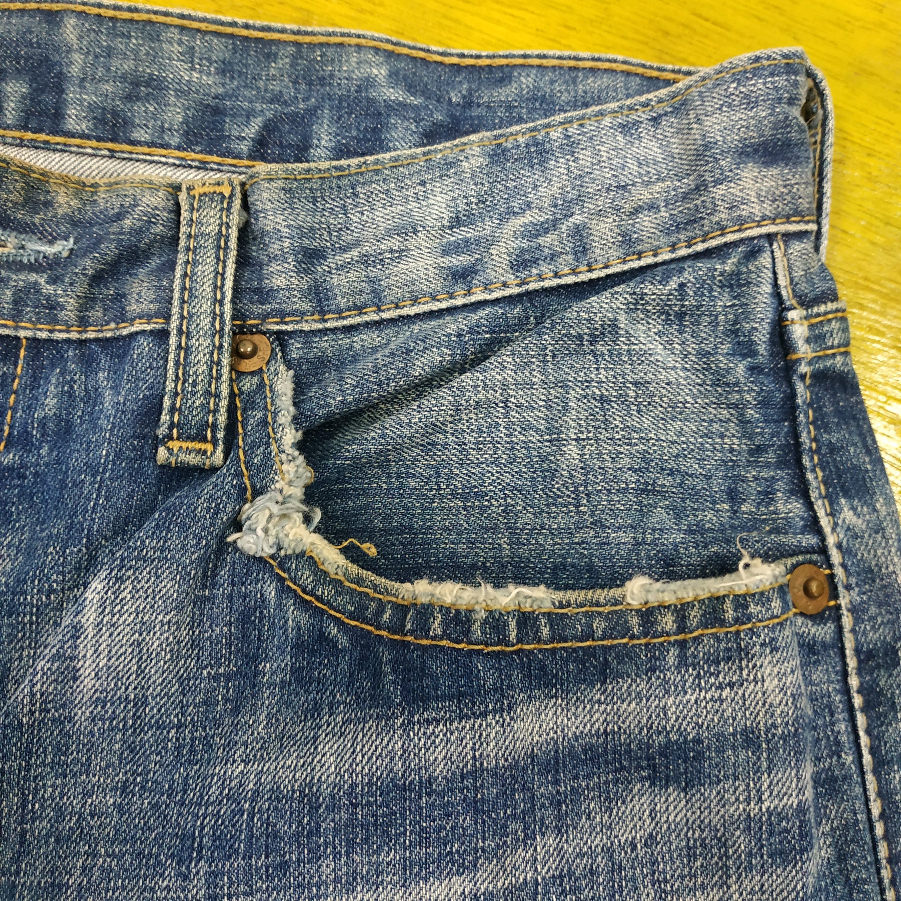 Levi's × Levi's Vintage Clothing × Vintage VINTAGE LEVI'S 501 DISTRESSED Size US 31 - 6 Thumbnail