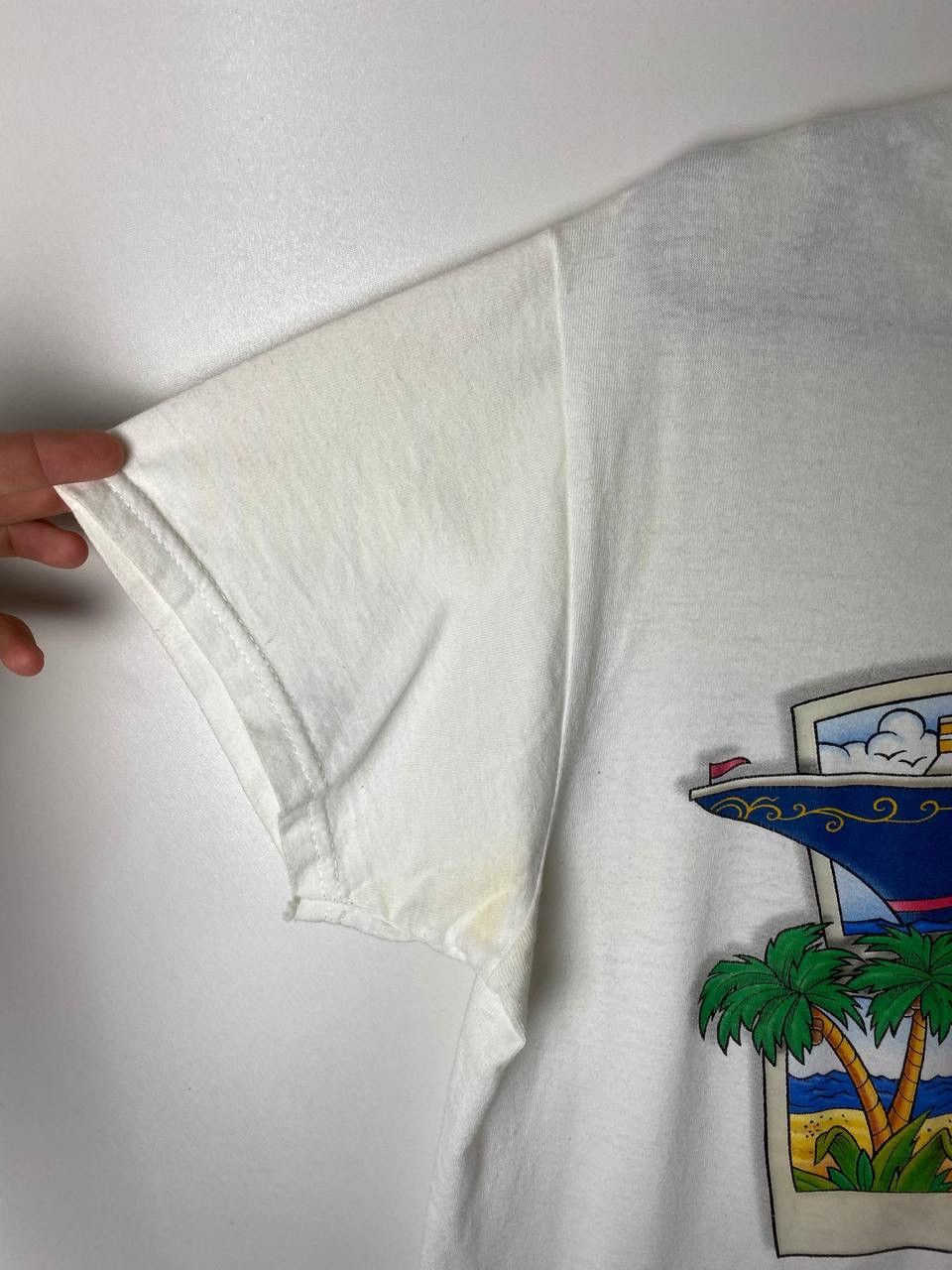 Disney Mickey Disney vintage t-shirt size S Size US S / EU 44-46 / 1 - 6 Thumbnail