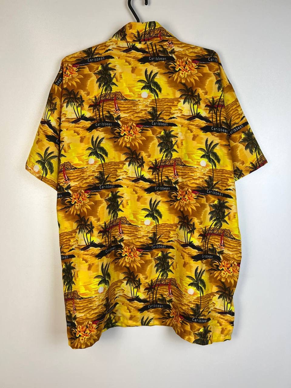 Vintage Crazy vintage shirt size XL Size US XL / EU 56 / 4 - 3 Thumbnail